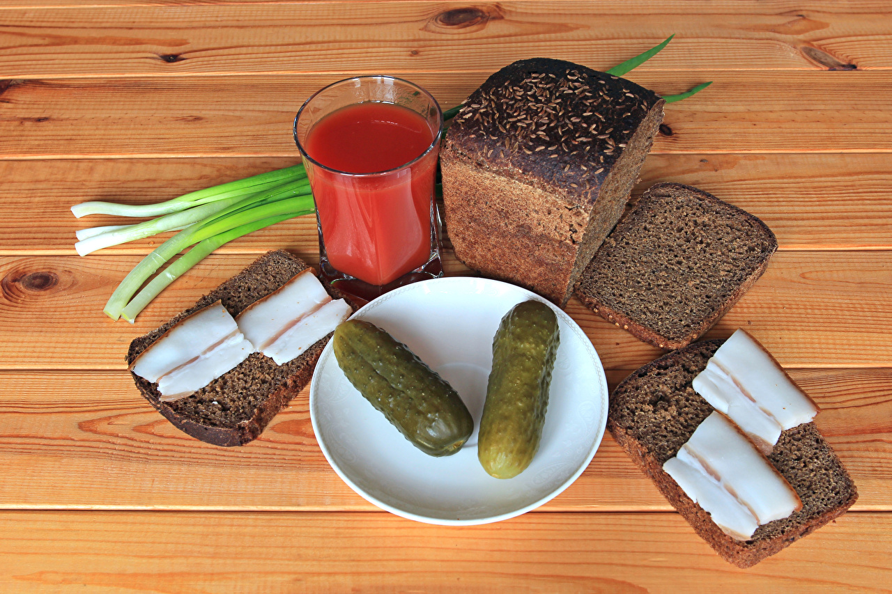 Бородинский хлеб с салом
