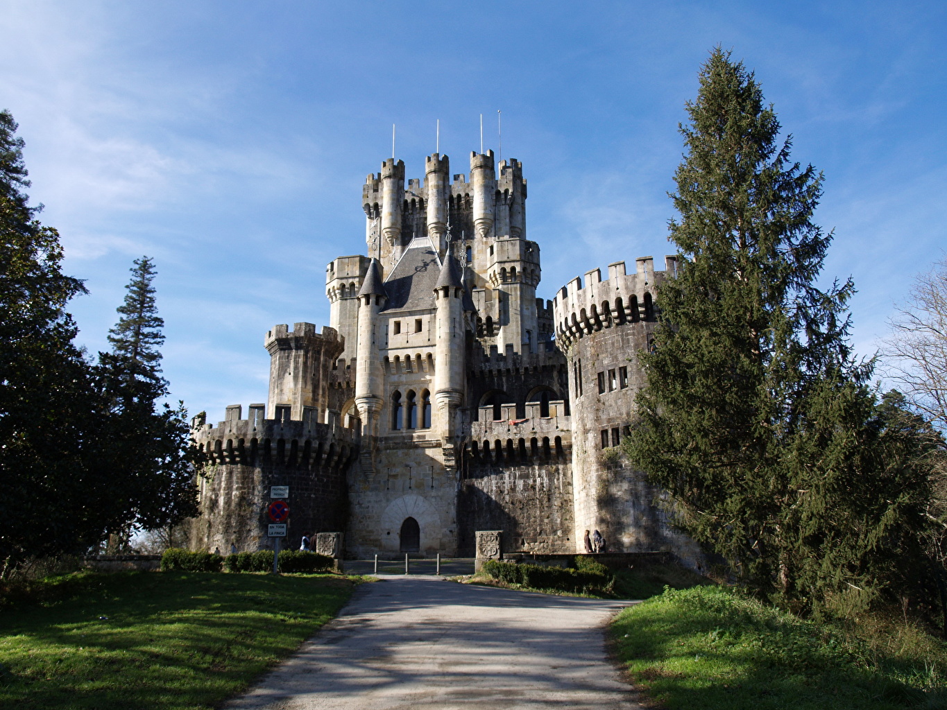 красивые замки дворцы