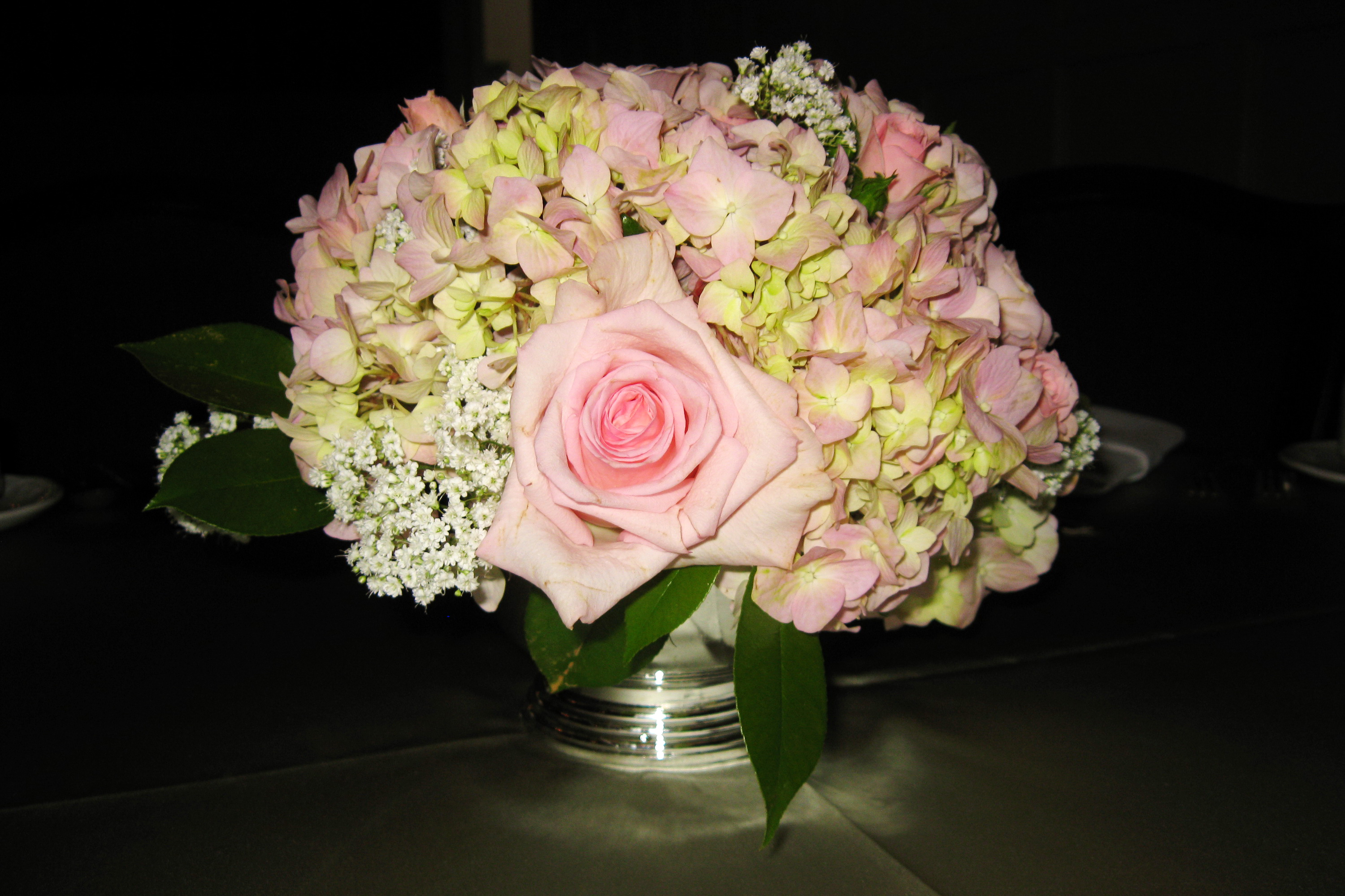 Гортензия букет роз Bouquet Rose