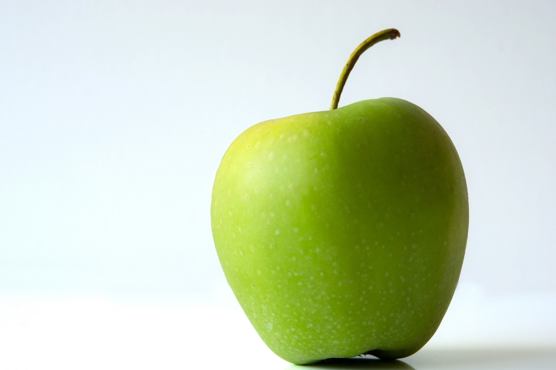 Зеленое яблочко