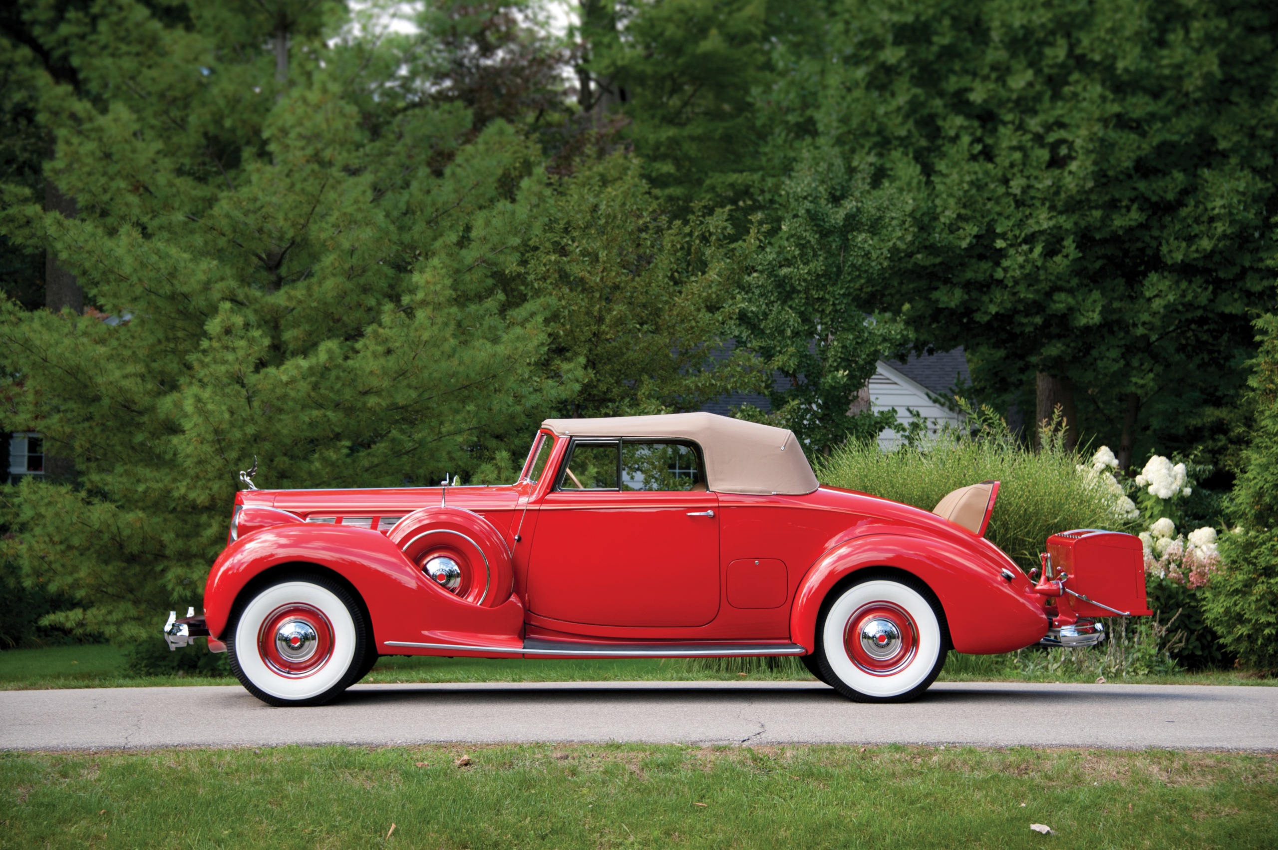 Packard super eight 1938