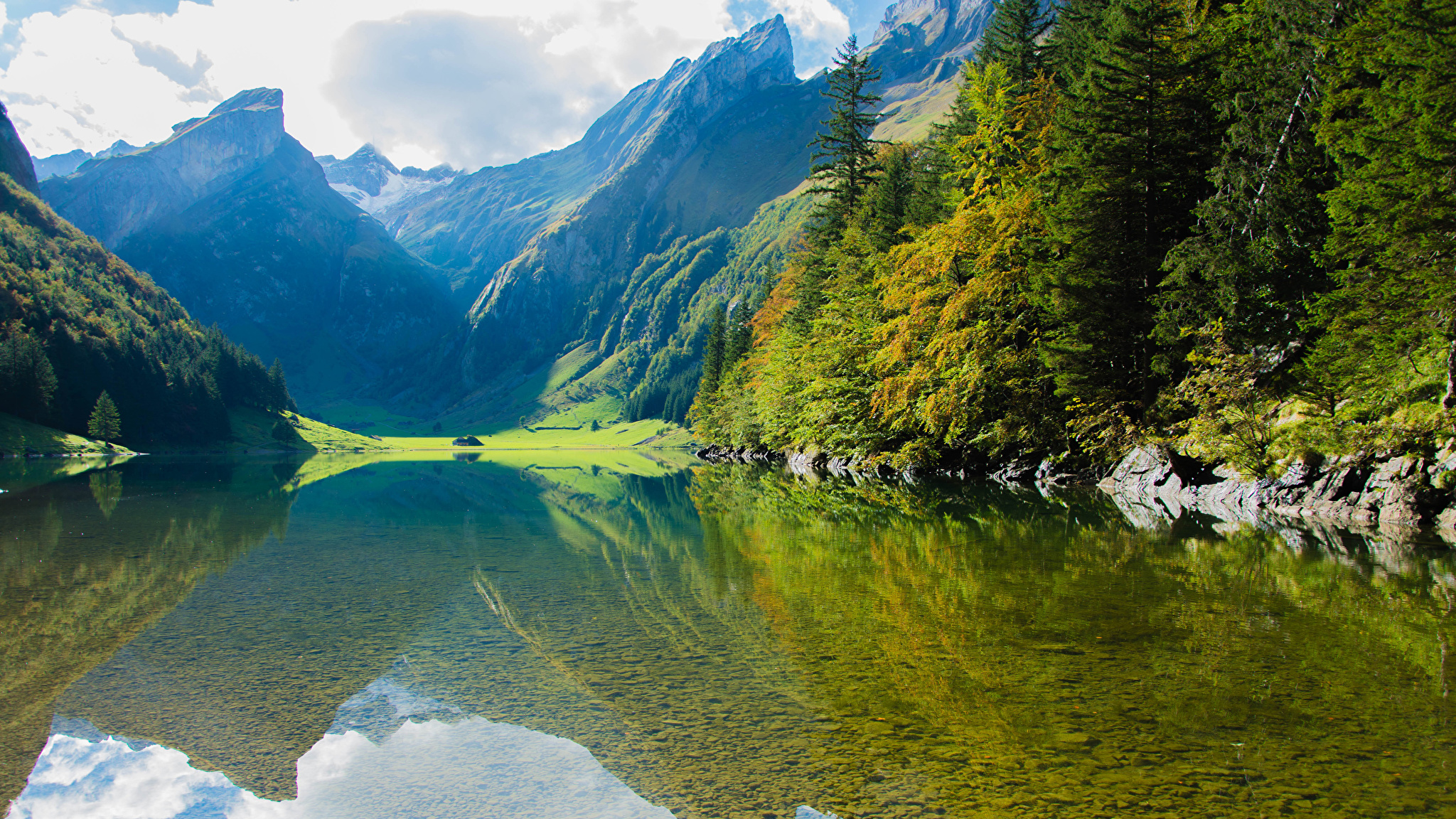 Горные озера Швейцарии