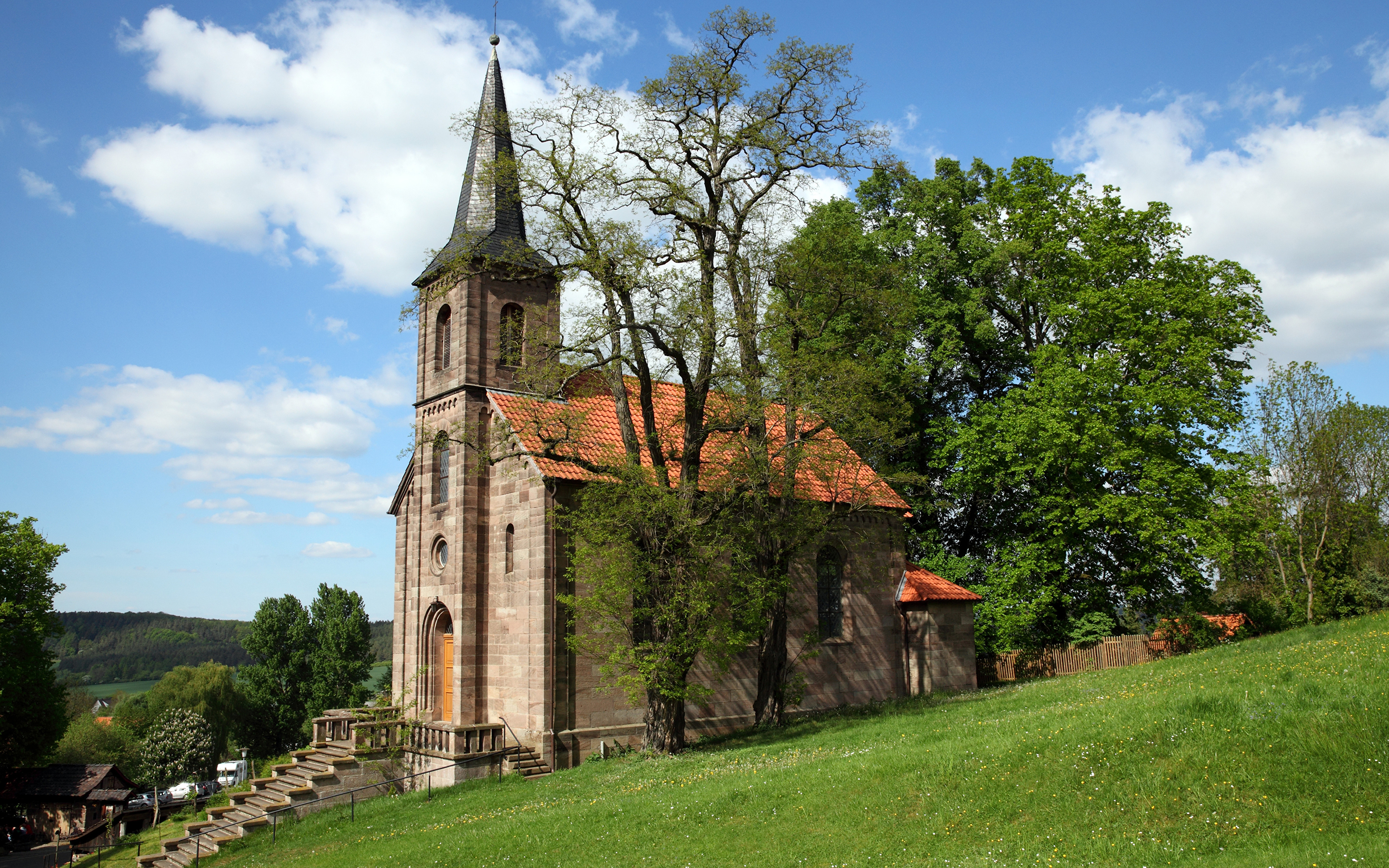Фотография Церковь Германия Башня Bornhagen, Ev. Kirche город дерево 3840x2400 башни дерева Города Деревья деревьев