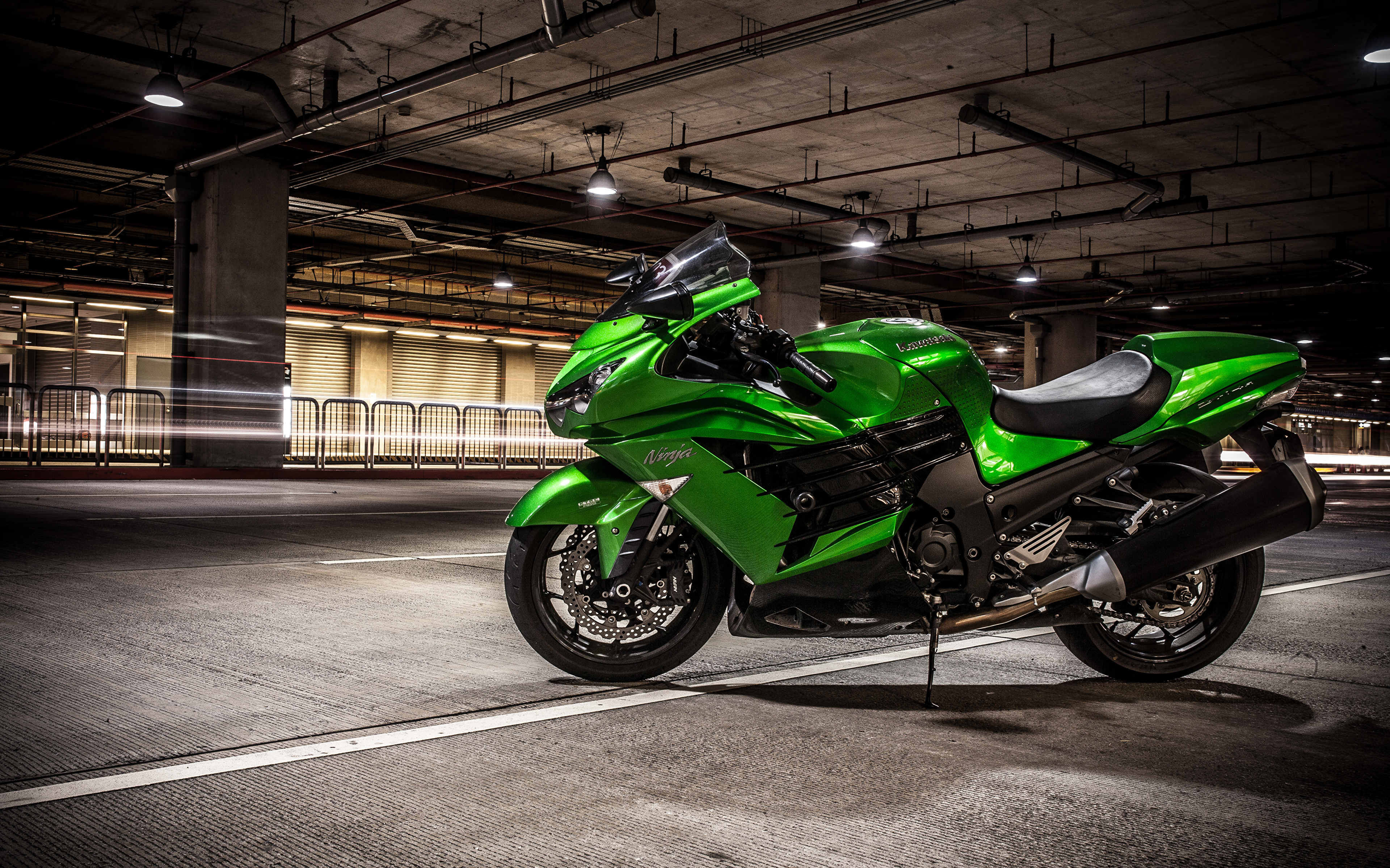 мотоцикл зелено-черный скачать
