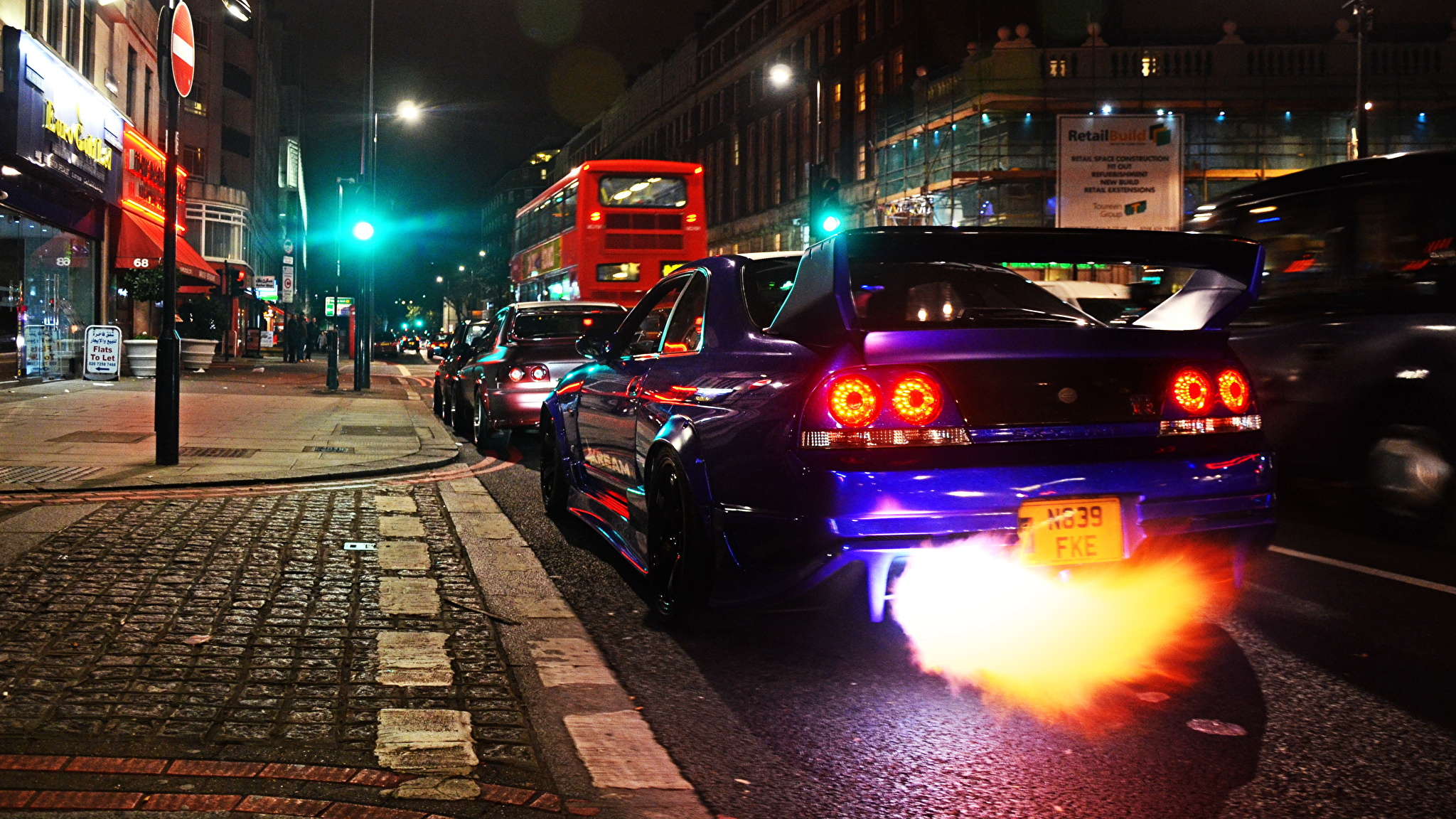 Nissan GTR r33 Skyline ночью