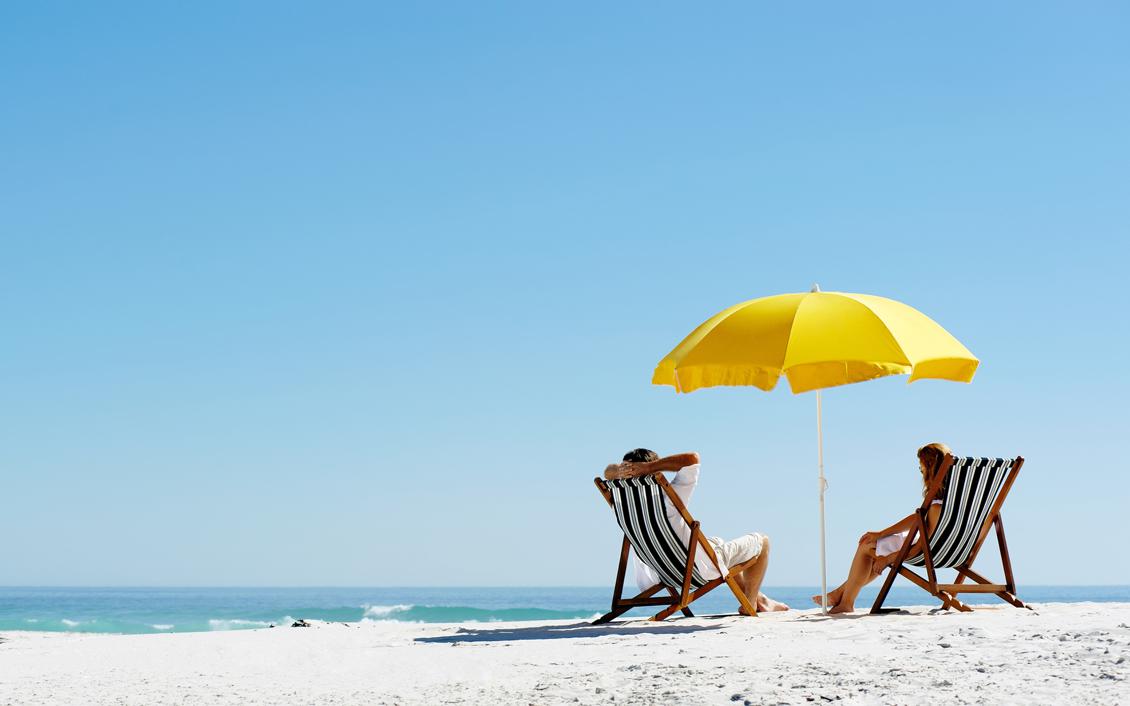 Пляжный. Лежак для пляжа. Лето пляж. Зонтик на пляже. Лето отпуск.
