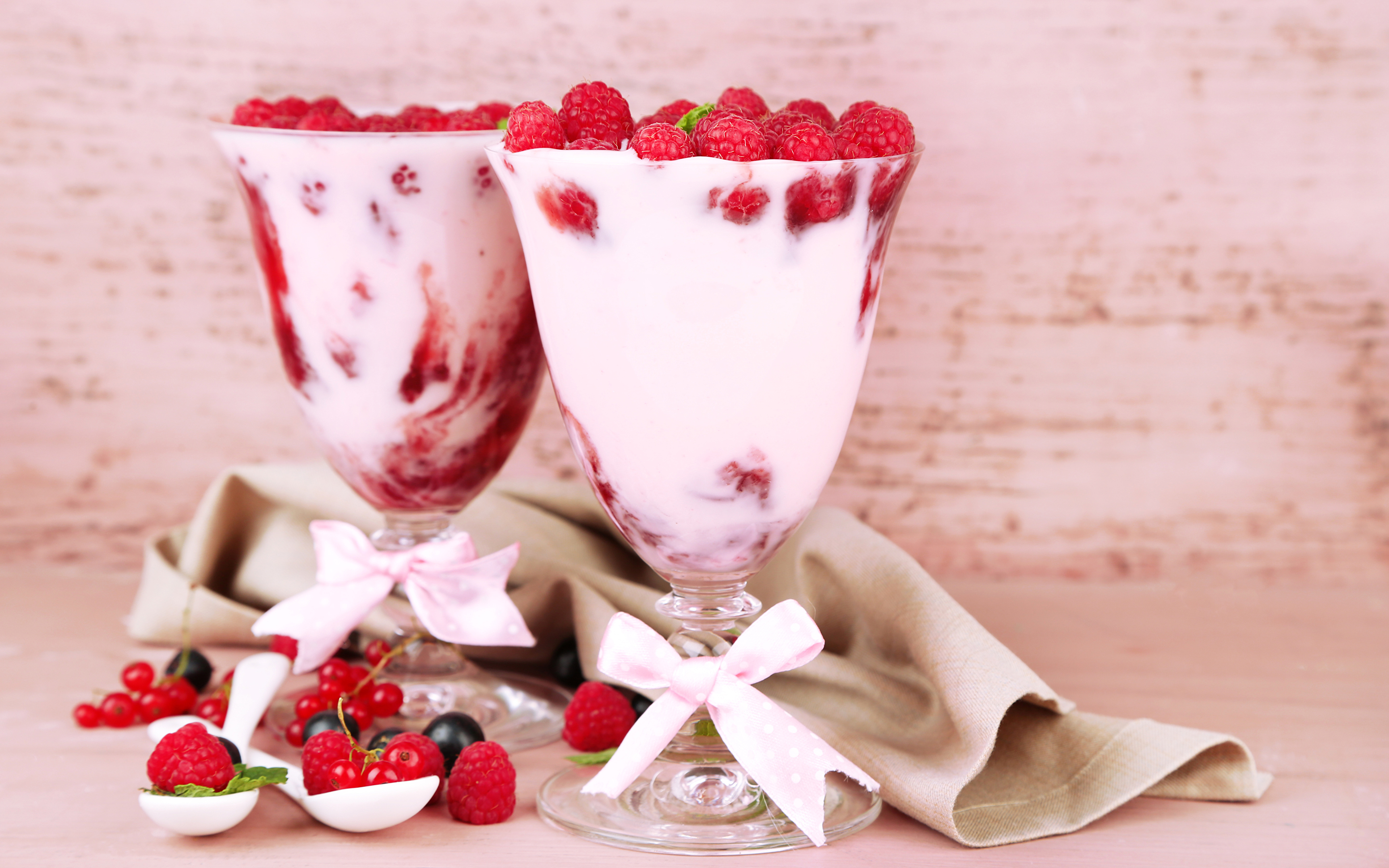 малина в молоке raspberry in milk бесплатно