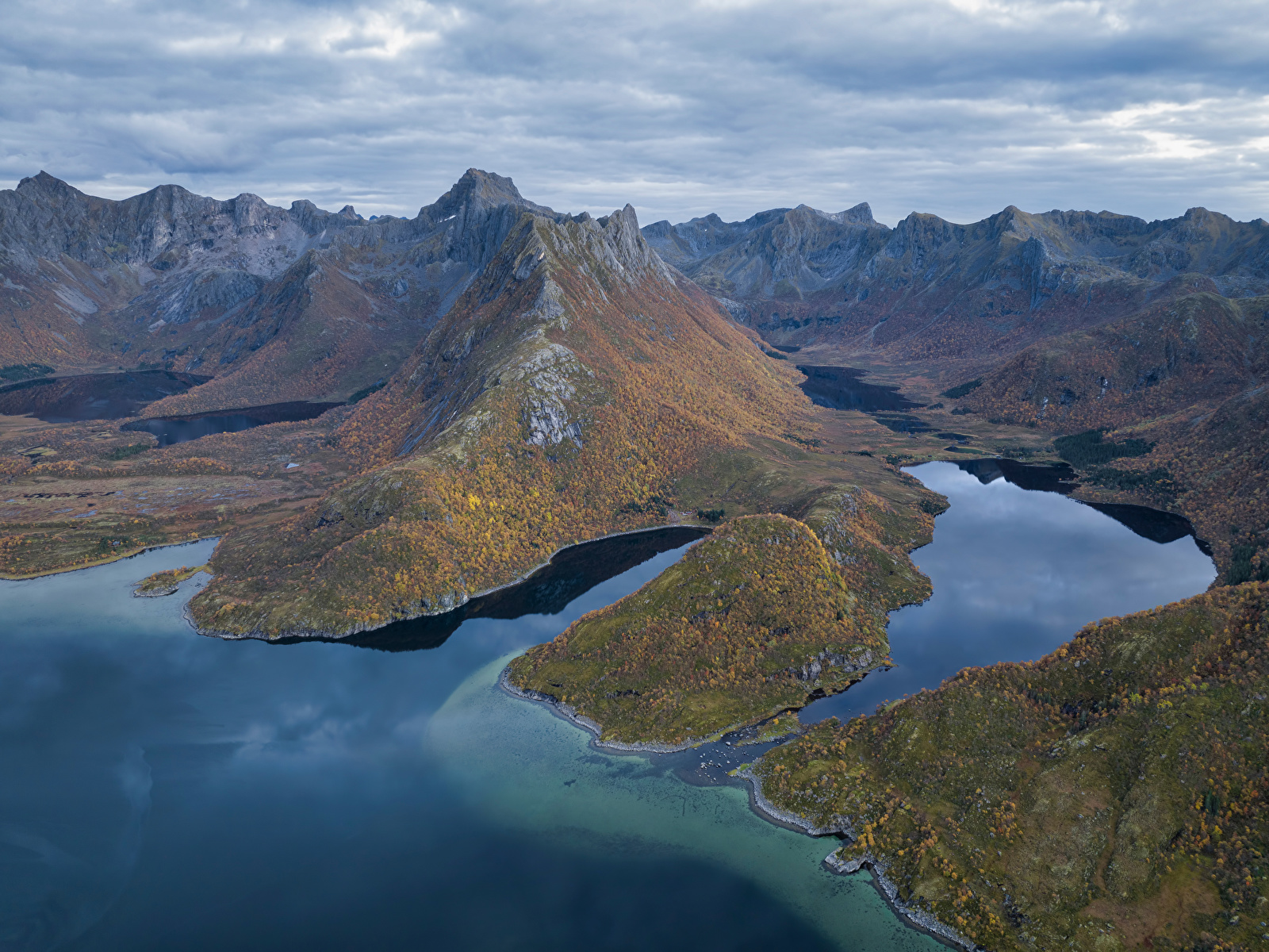 Фотографии Лофотенские острова Норвегия Фьорд гора Природа 1600x1200 Горы