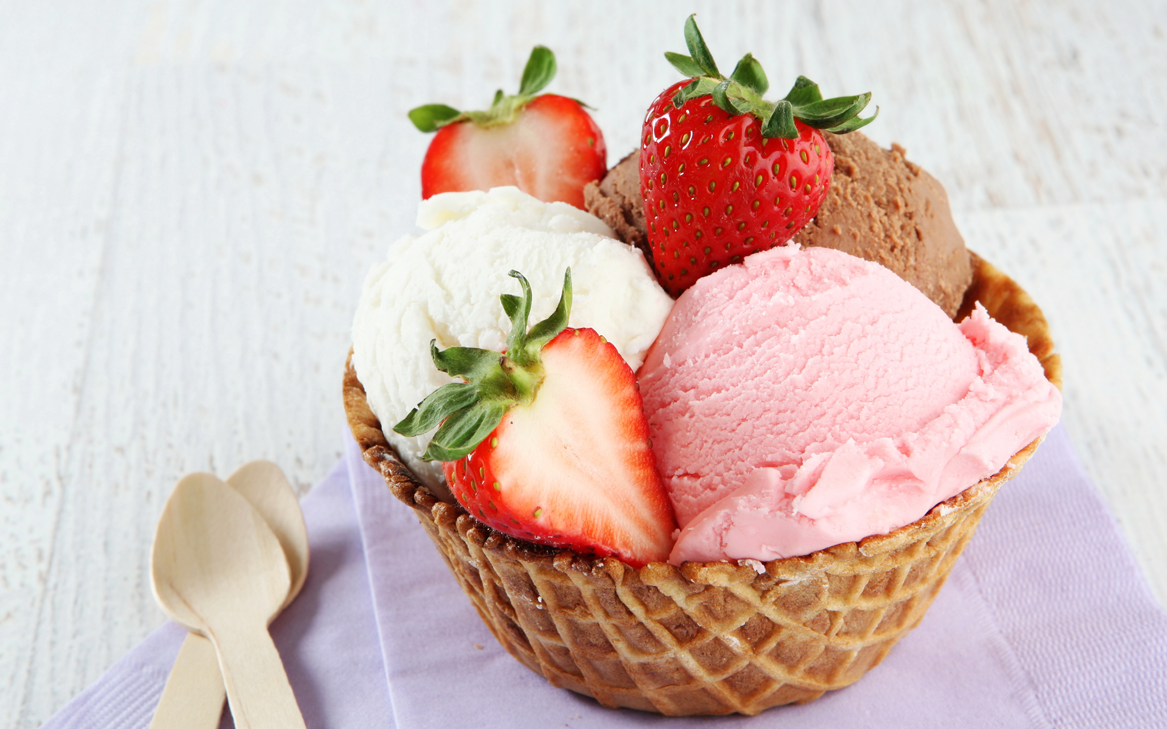 мороженое клубника шарики ice cream strawberry balls бесплатно