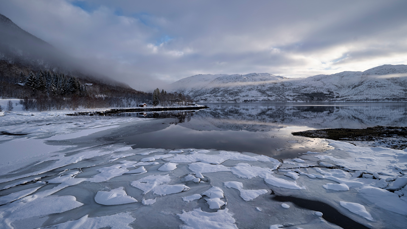 Фото Лофотенские острова Норвегия Фьорд Лед Горы Природа 1366x768 льда гора