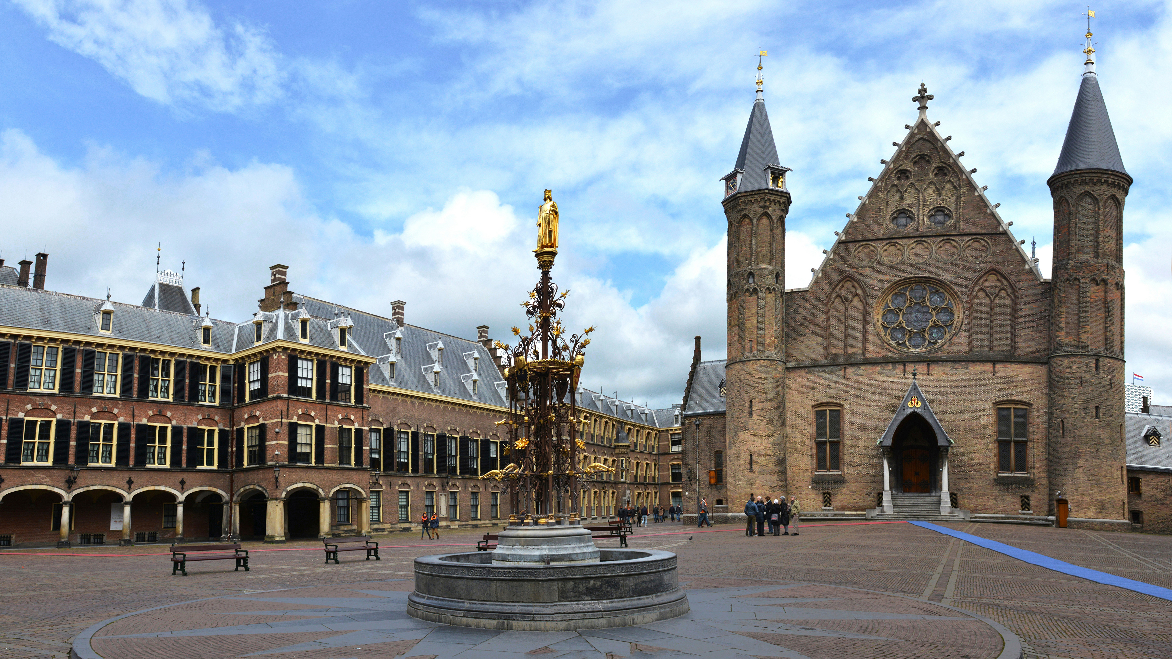Фотография Нидерланды башни городской площади The Hague, Ridderzaal Здания Города 3840x2160 голландия Башня Городская площадь Дома город