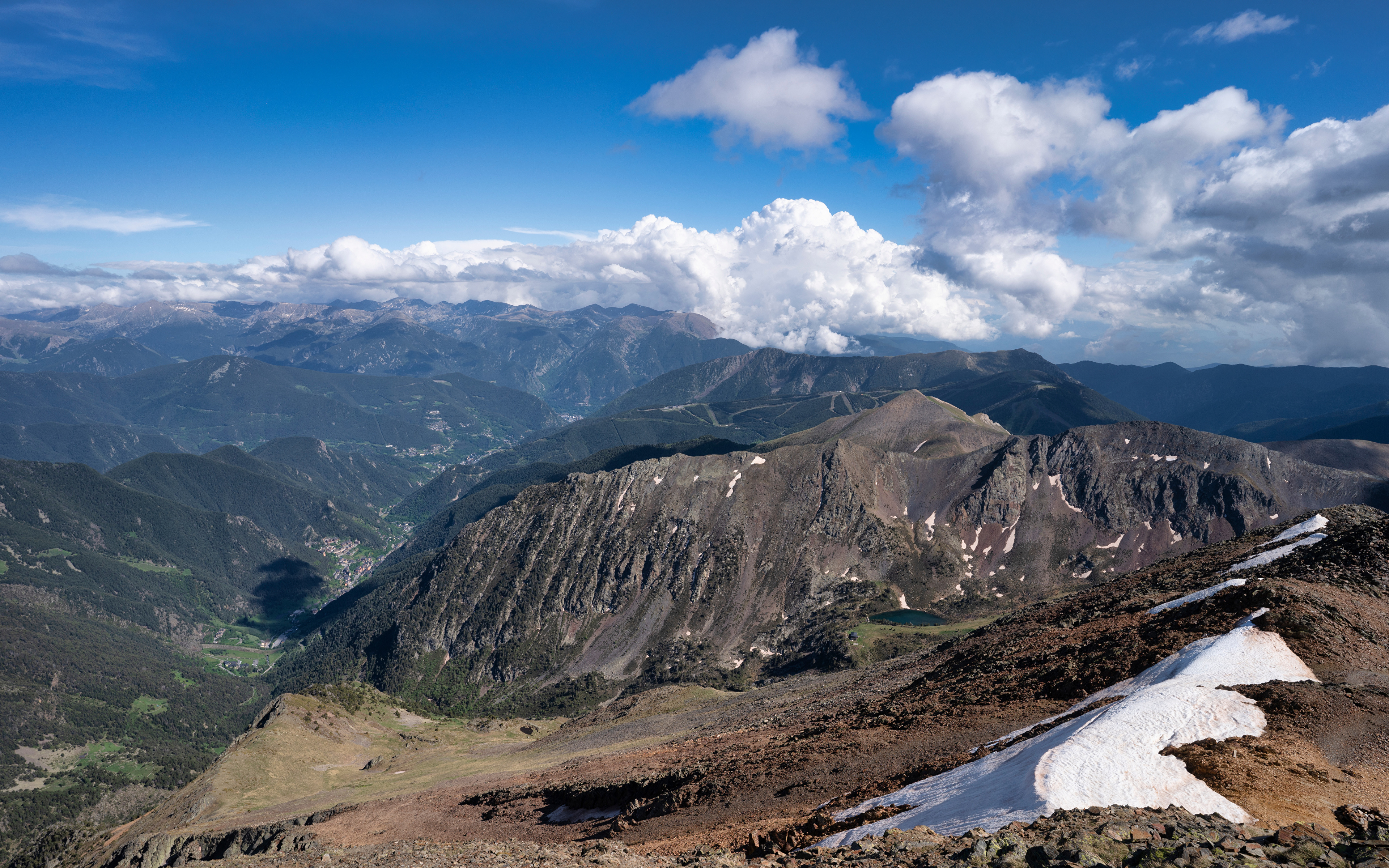 Картинки Андорра Arinsal Горы Природа облачно 3840x2400 гора Облака облако