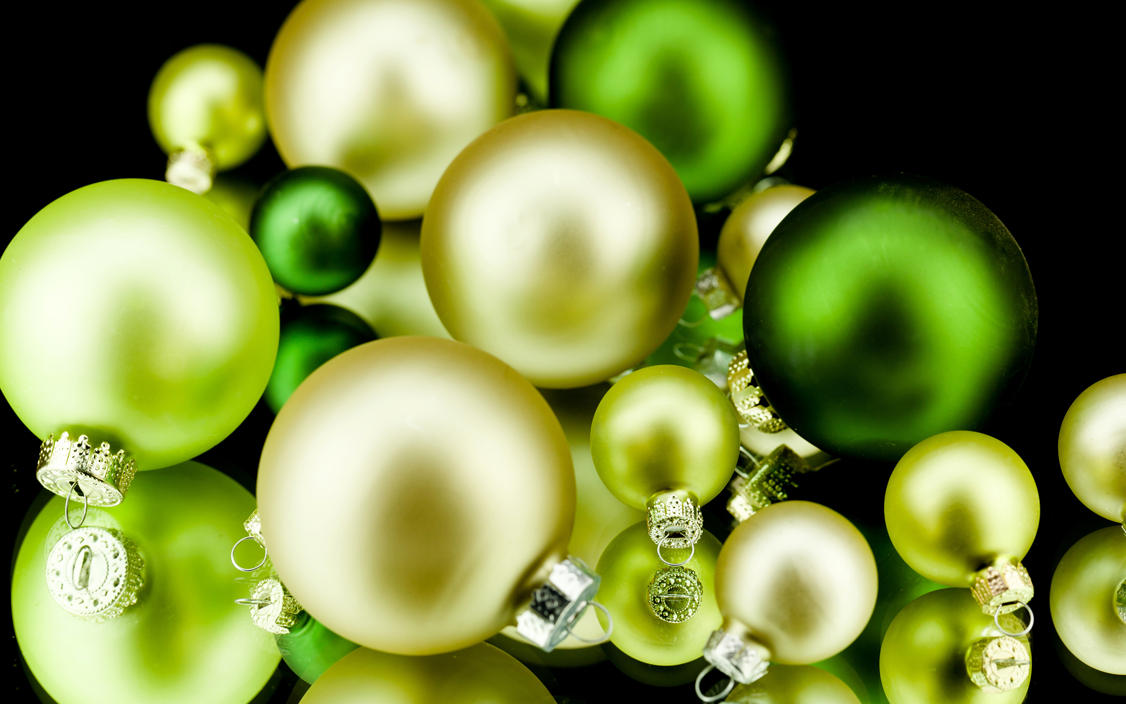 Зеленые шары бесплатно