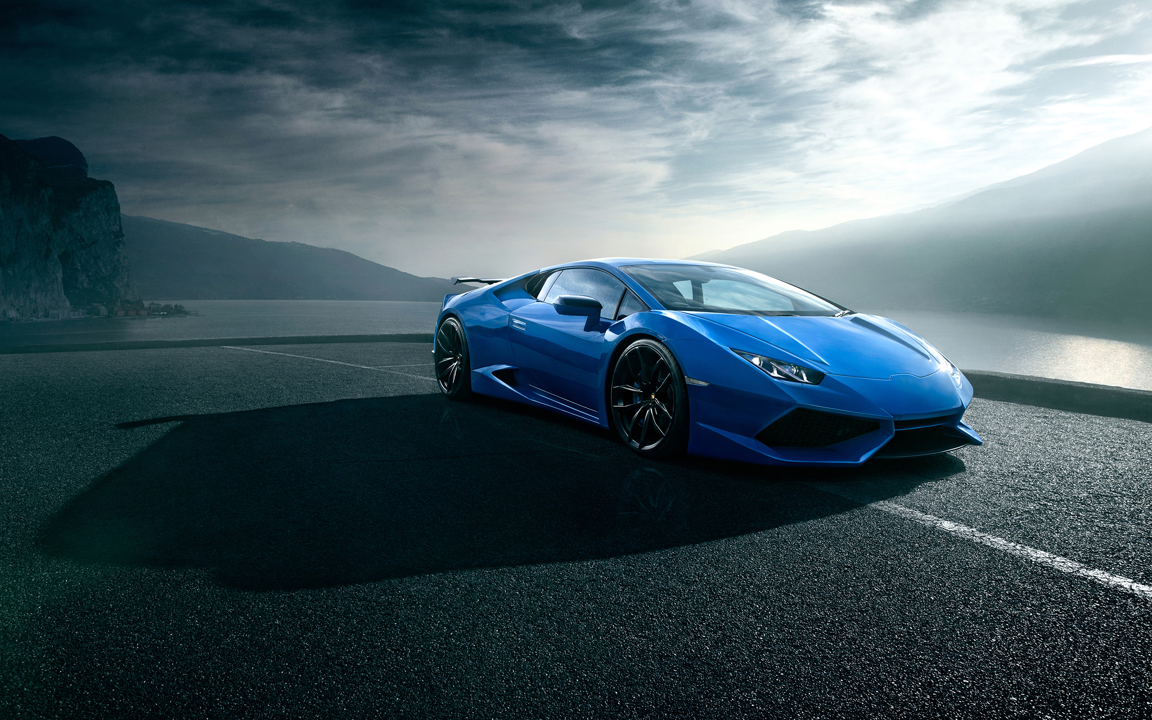 Lamborghini синяя парковка скачать