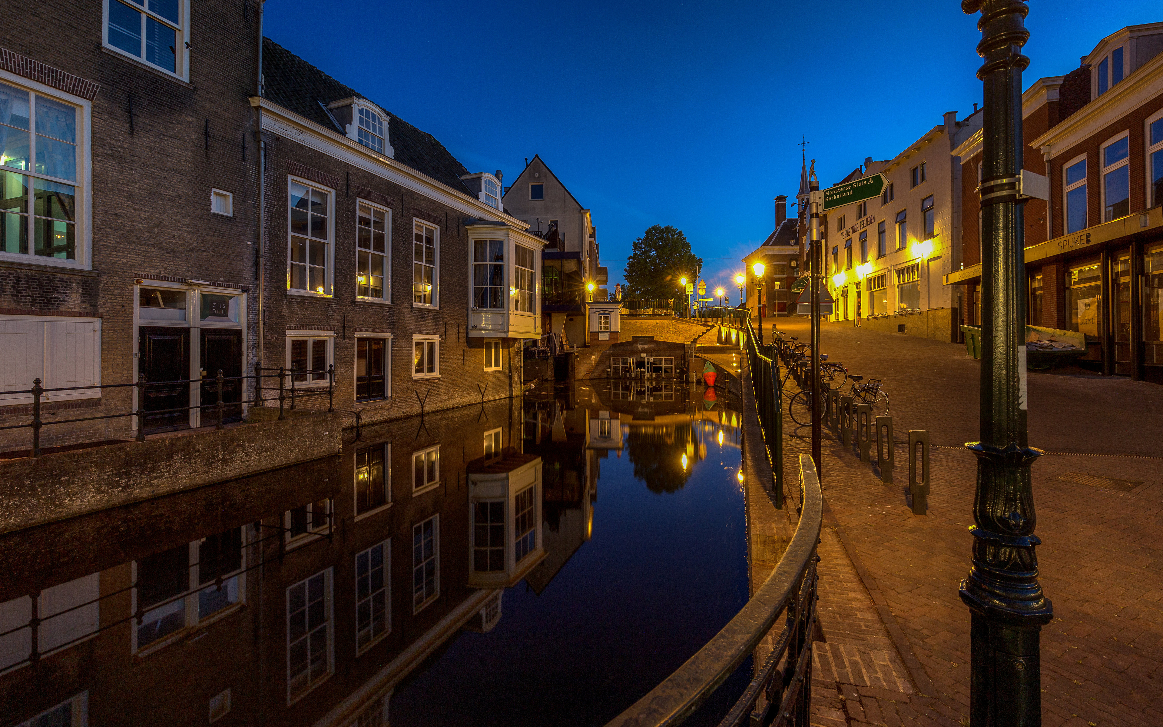 Фото Нидерланды Maassluis Водный канал Вечер Уличные фонари Дома Города 3840x2400 голландия город Здания