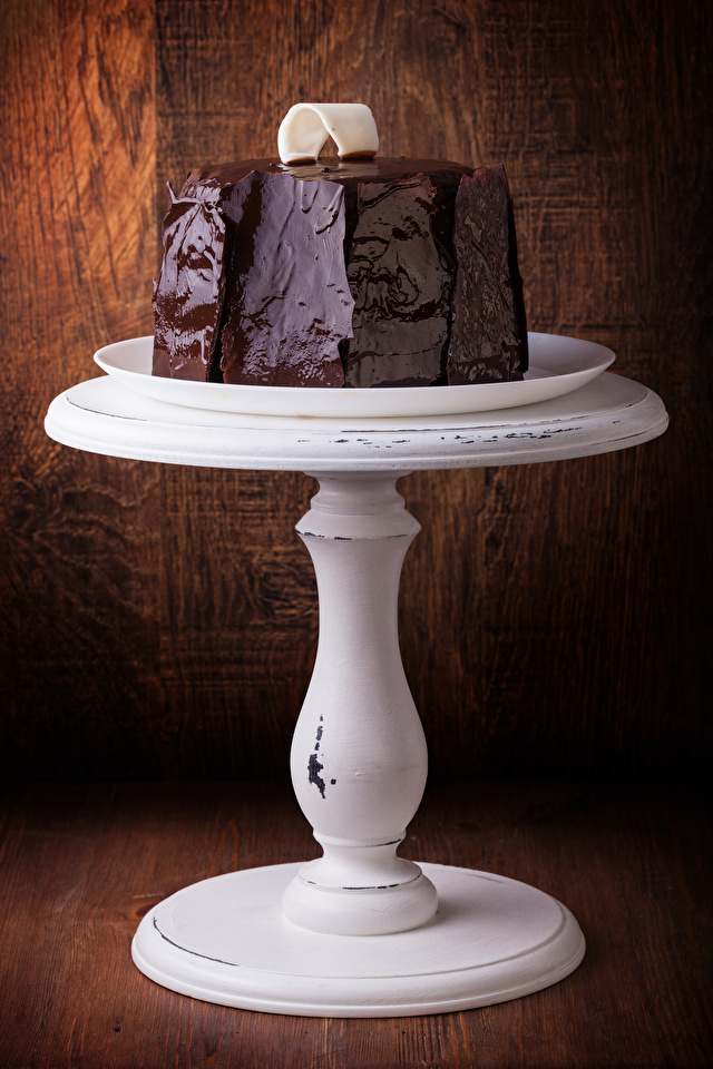Картинка Шоколад Торты Продукты питания Дизайн 640x960 для мобильного телефона Еда Пища дизайна