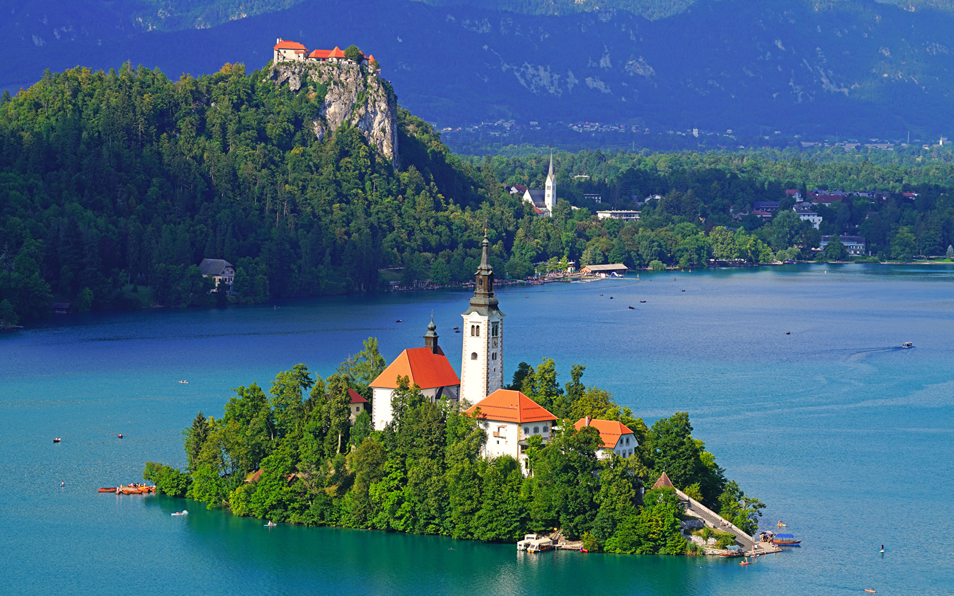 Фото Словения Lake Bled замок Природа Озеро Остров 1920x1200 Замки
