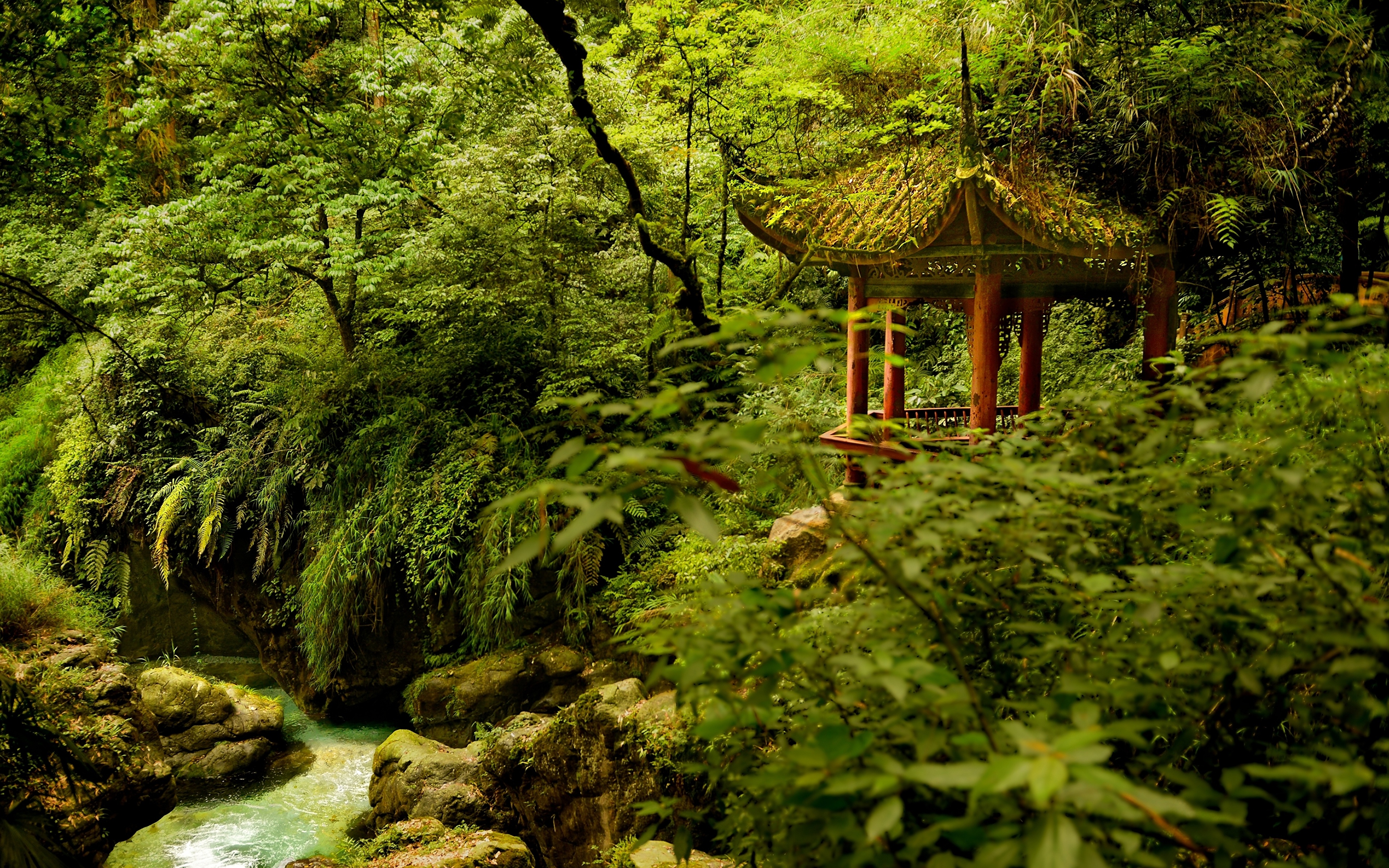 Huanglong Natural Preserve, Sichuan, China загрузить