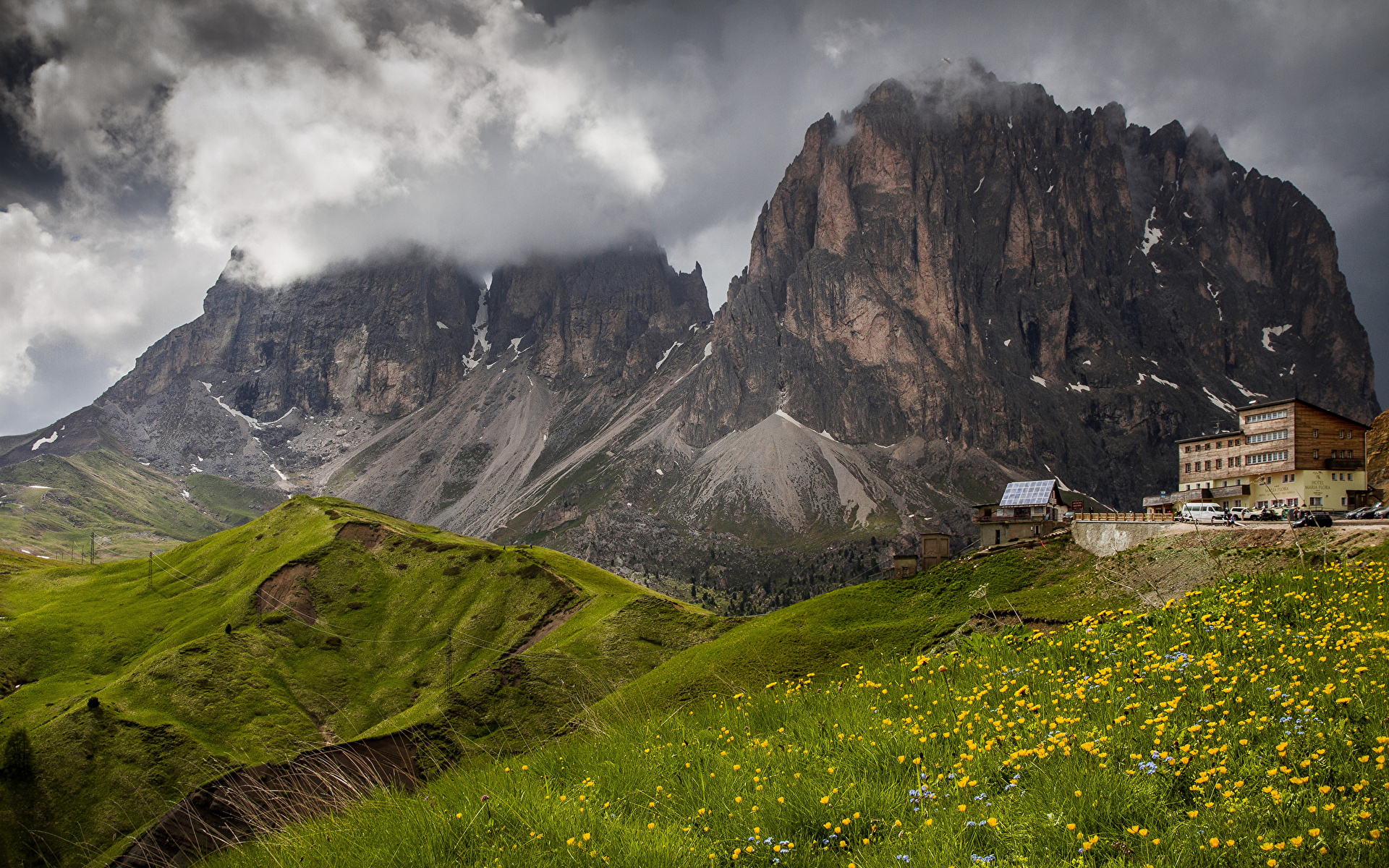 Обои для рабочего стола Альпы Италия Dolomites Горы скалы Природа 1920x1200 альп гора Утес скале Скала