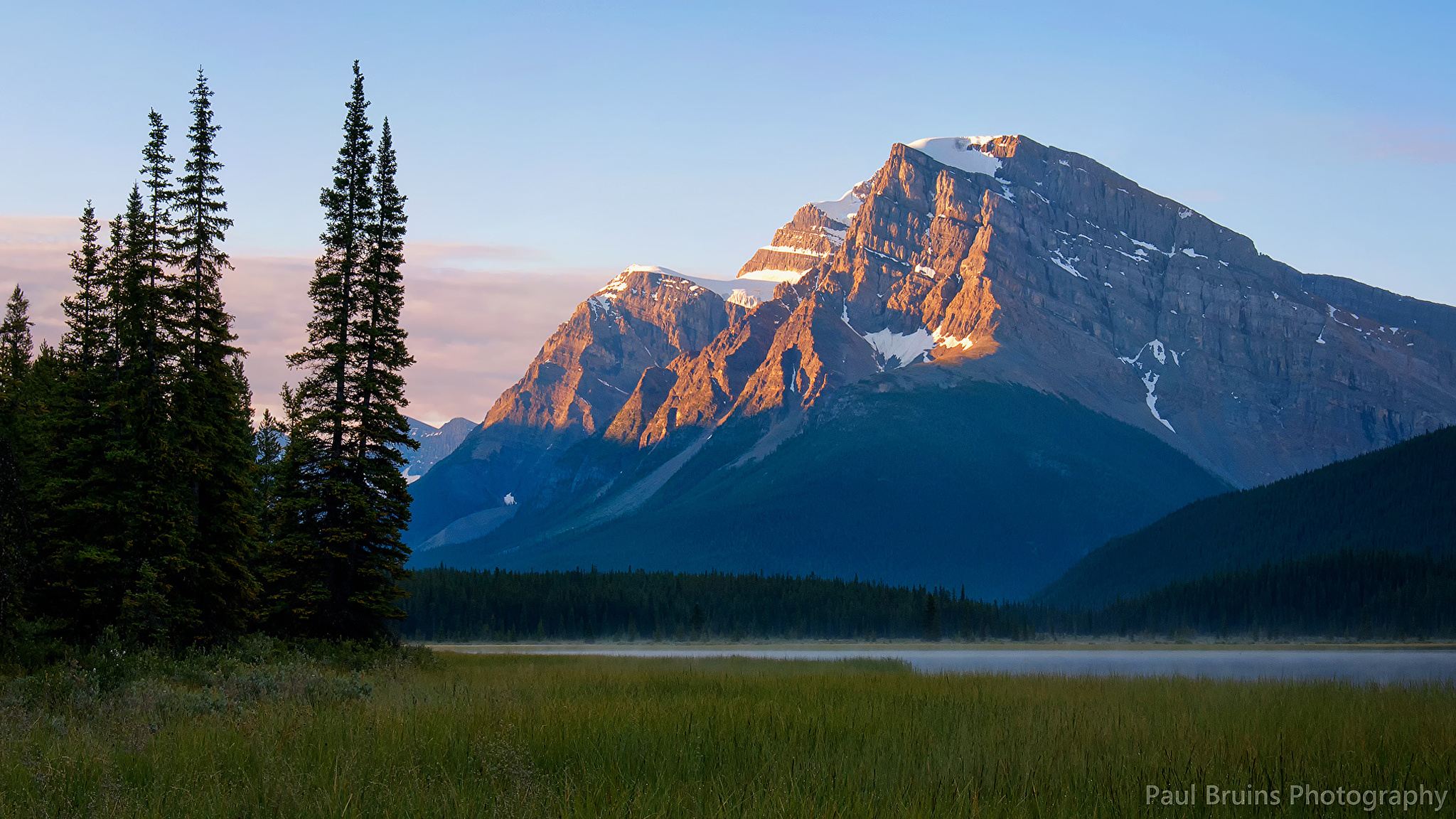 The rocky mountains the usa. Скалистые горы Банф Канады. Национальный парк Банфф. Горы Рокис Канада. Национальный парк Банфф Северная Америка.