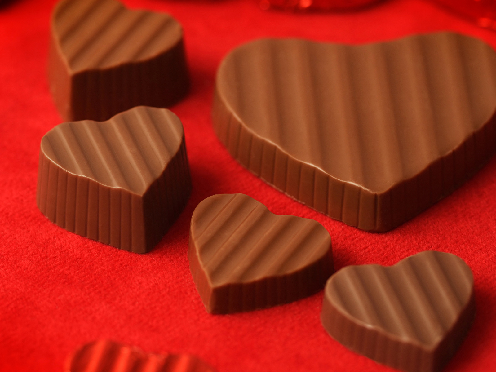 Фотографии серце Шоколад Конфеты Еда Сладости 1600x1200 Сердце сердца сердечко Пища Продукты питания сладкая еда