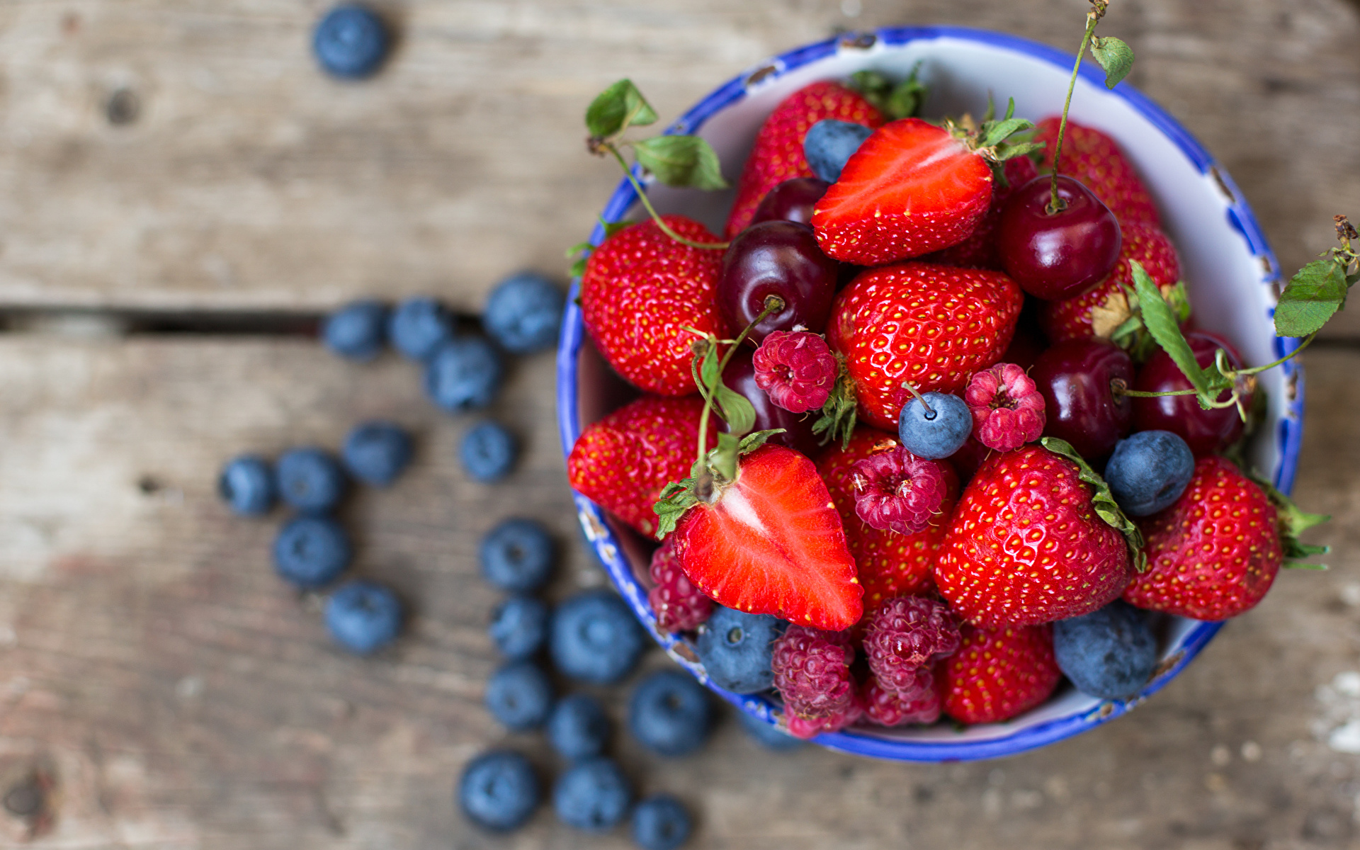 еда ягоды малина черника food berries raspberry blueberries скачать