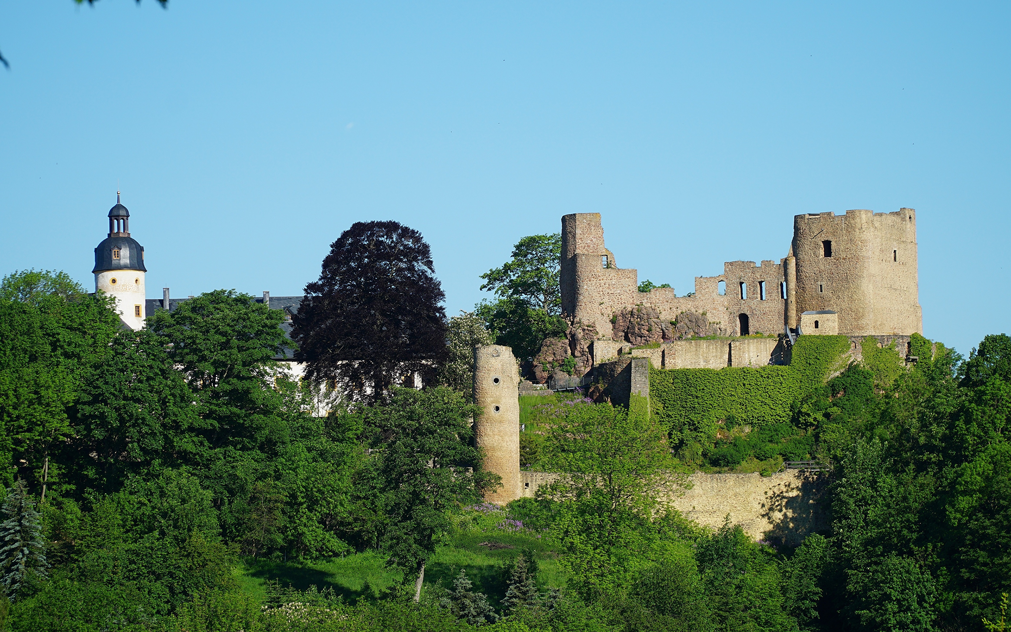 Фото Германия Крепость Frauenstein, Saxony, Eastern Ore Mountains замок Развалины город 3840x2400 Замки Руины Города