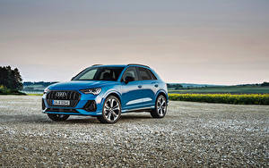 Обои Audi CUV Голубые Металлик Гибридный автомобиль Q3 45 TFSI e S line, 2020 машина