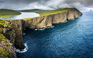 Картинка Дания Берег Океан Озеро Утес Sørvágsvatn, Vagar, Faroe Islands Природа