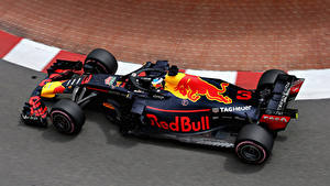 Фотографии Формула 1 2018 Red Bull RB14 авто Спорт