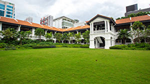 Картинка Сингапур Здания Гостиница Газон Raffles Hotel