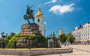 Фотографии Украина Киев Памятники Городская площадь