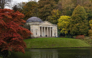 Картинка Великобритания Парк Здания Реки Деревьев Stourhead Gardens, Stourton, Wiltshire