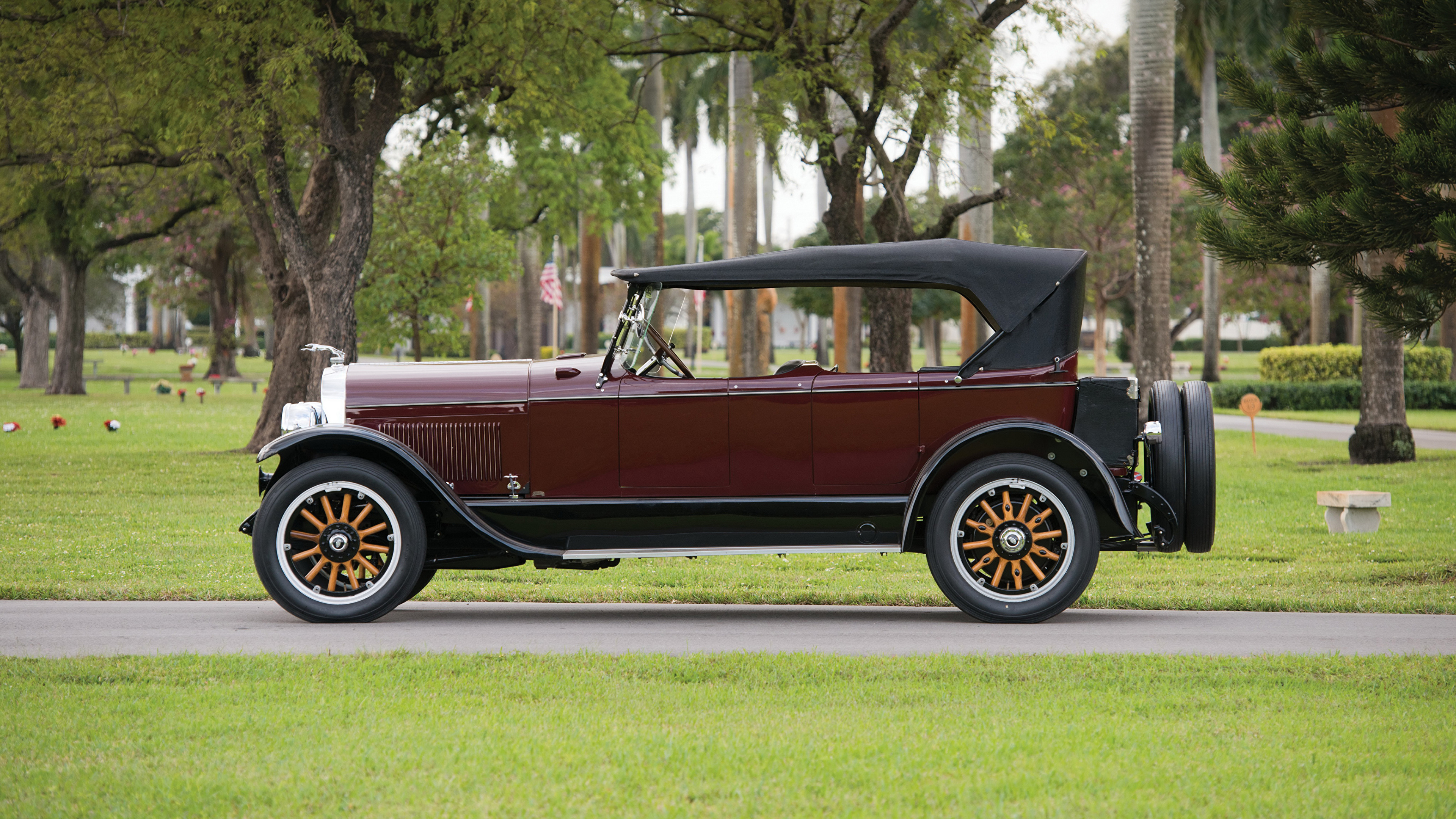 Фотографии Lincoln 1924 Model L Sport Phaeton by Brunn Ретро темно красный Сбоку автомобиль 3840x2160 винтаж бордовая бордовые Бордовый старинные авто машины машина Автомобили