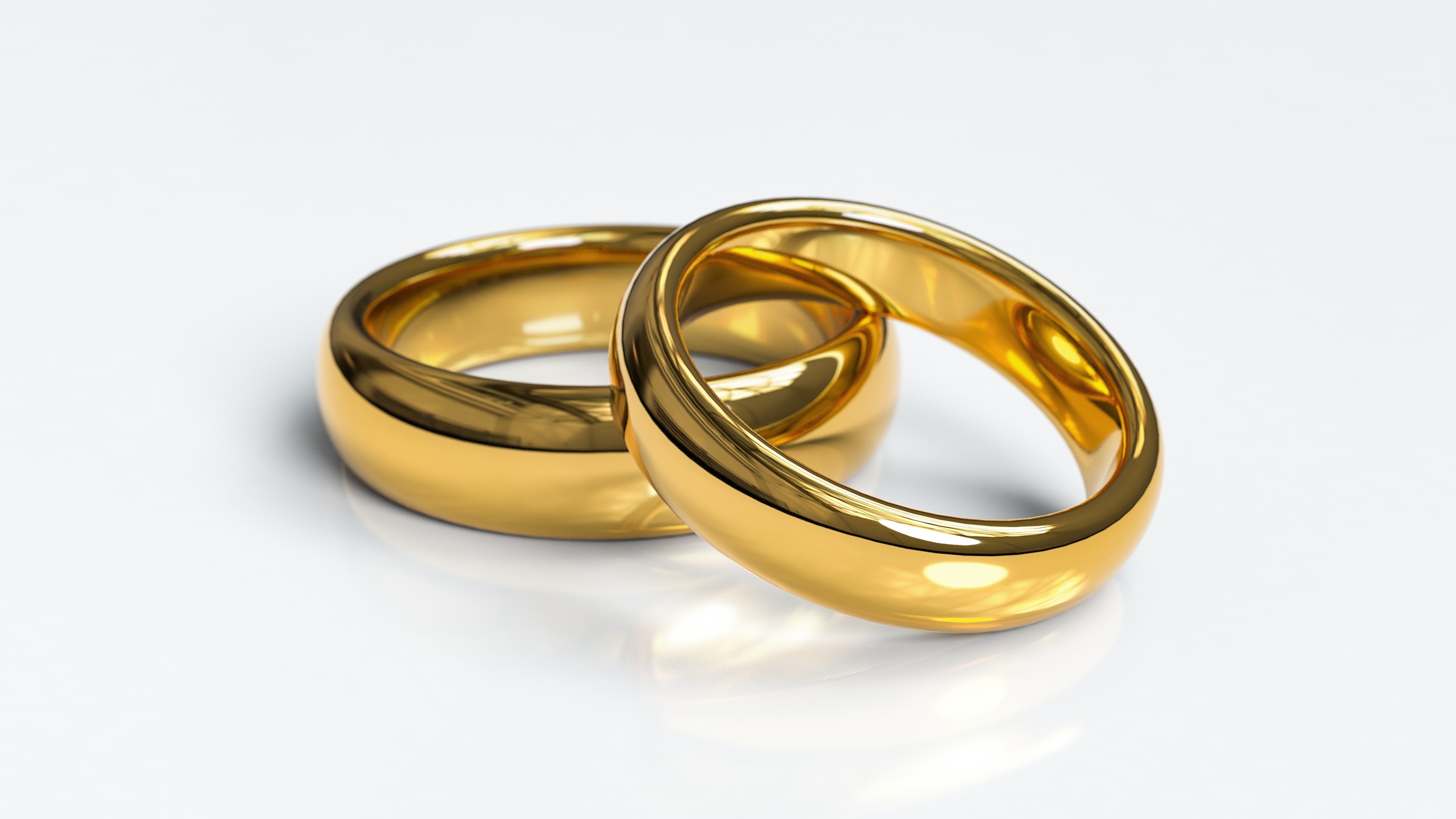 Два кольца свадебные