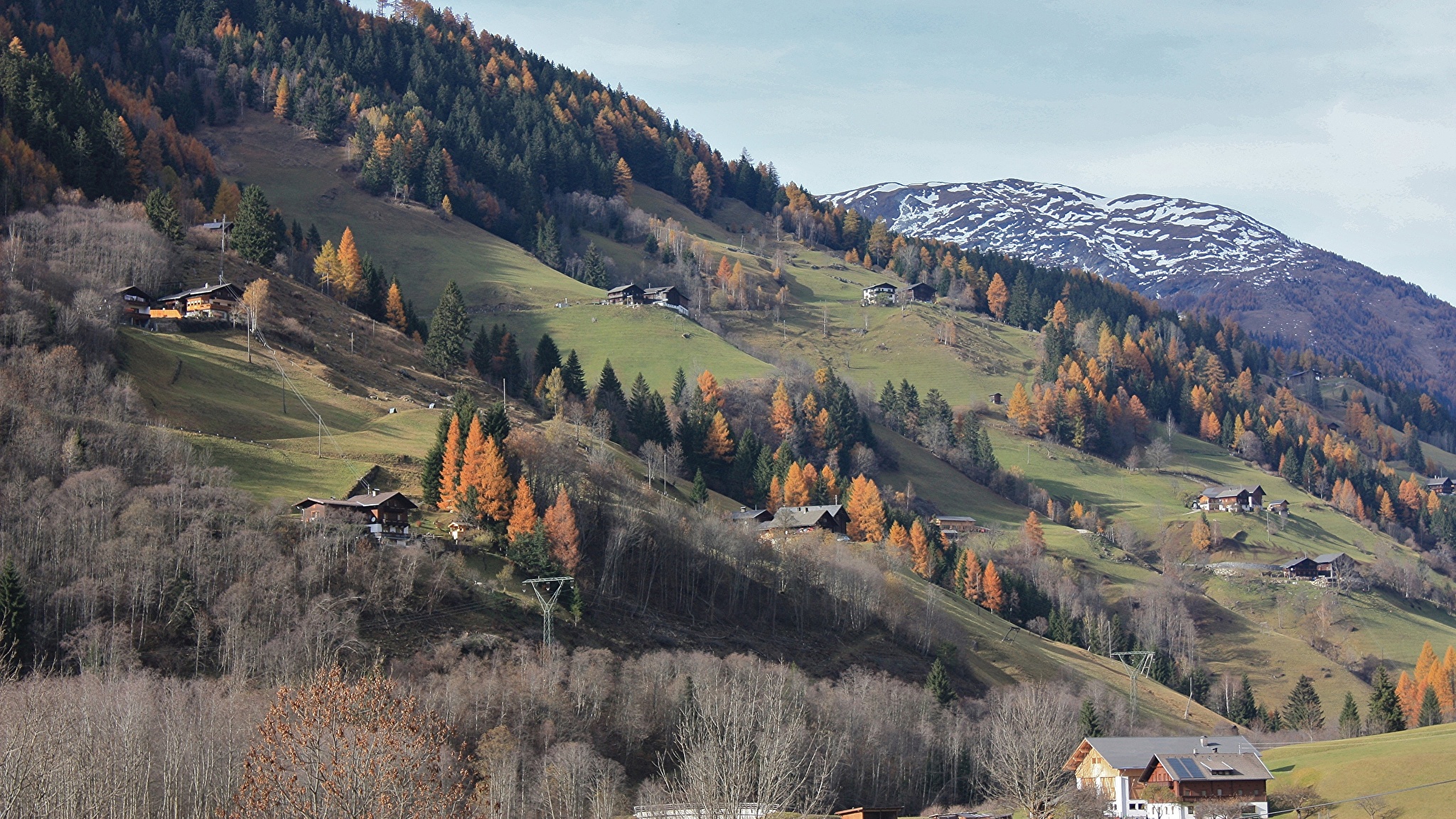 Австрия Альпы осенью деревушка