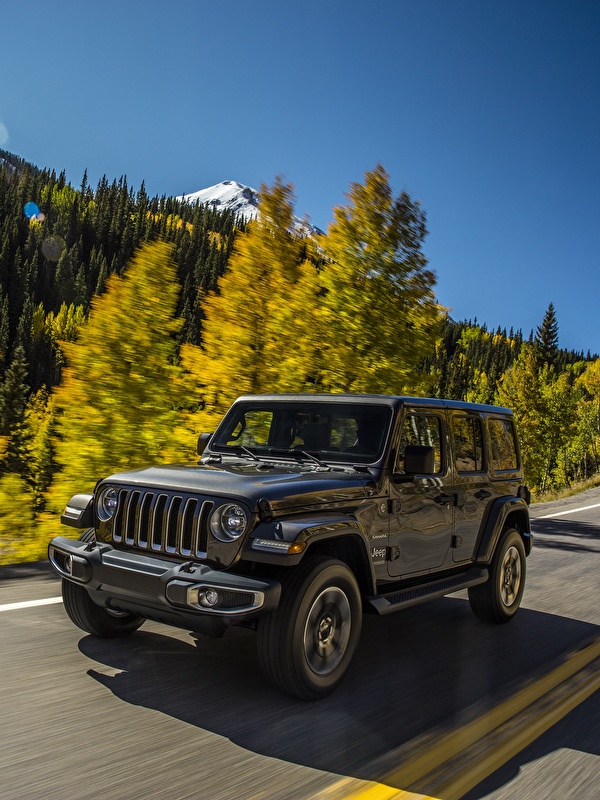 Jeep Wrangler черный