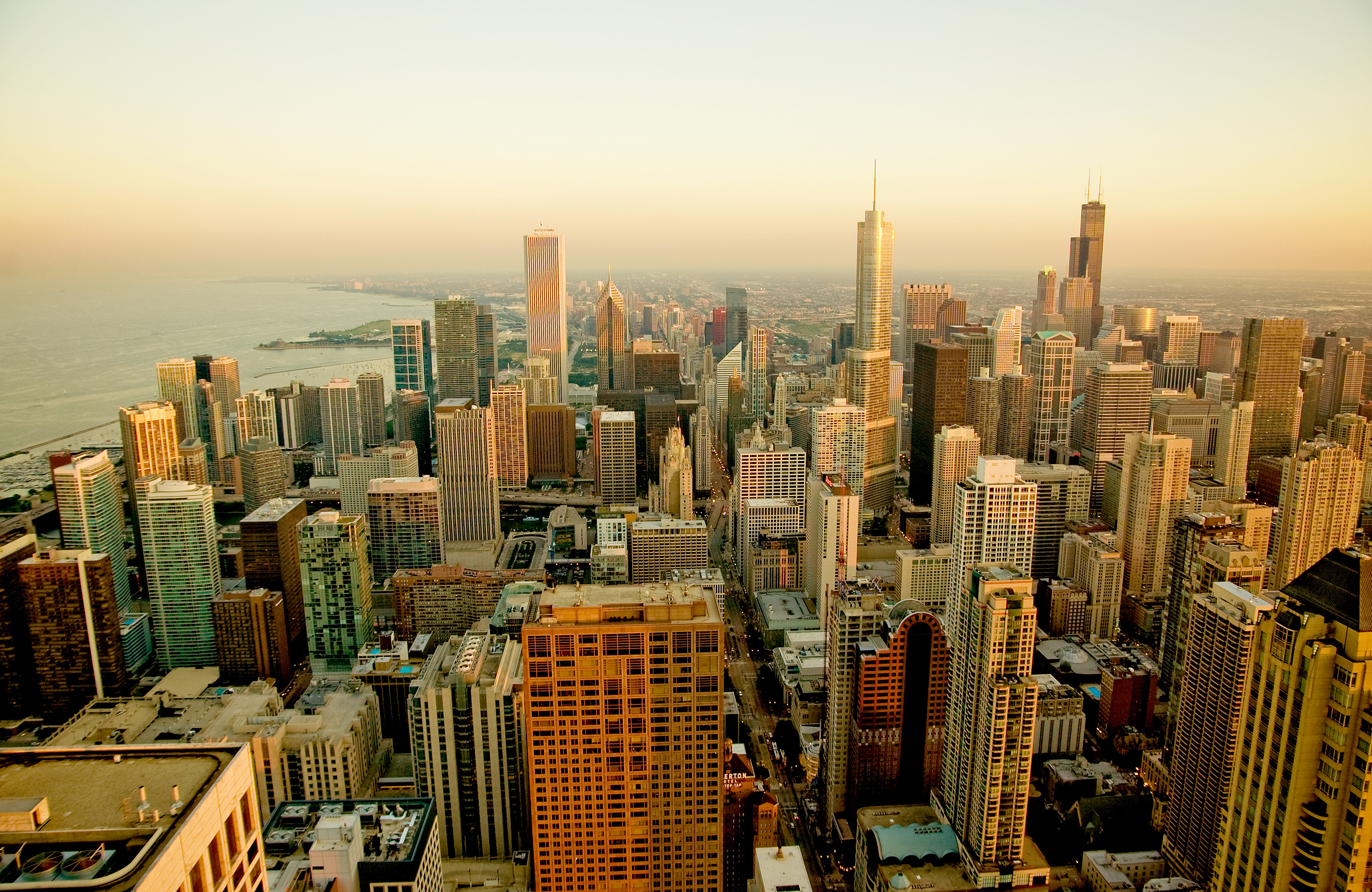 Vid na. Чикаго (Иллинойс) небоскребы. Чикаго (Иллинойс) вид сверху. Мегаполис Чикаго. Мегаполисы США И города.