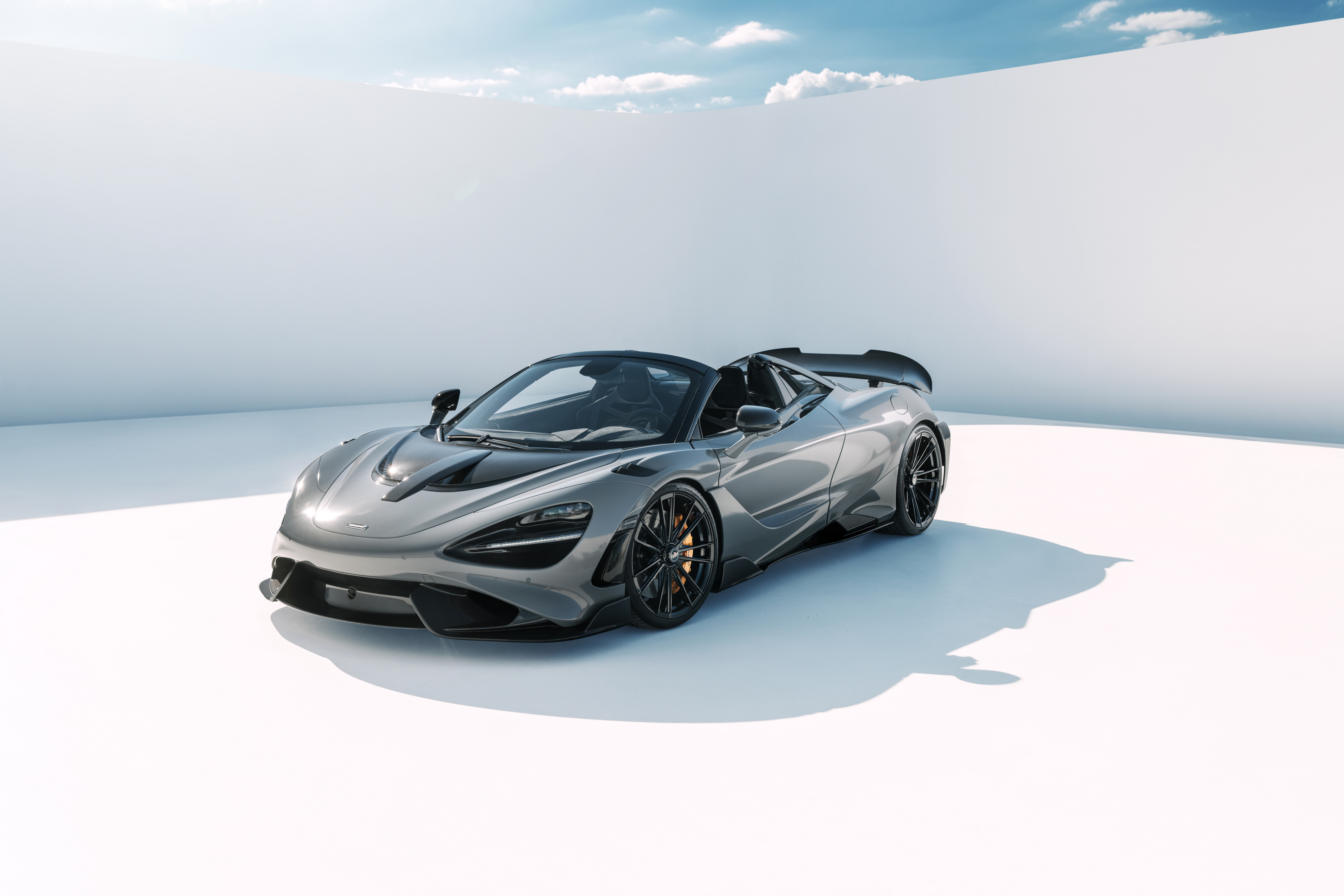 Novitec MCLAREN 720 В горах