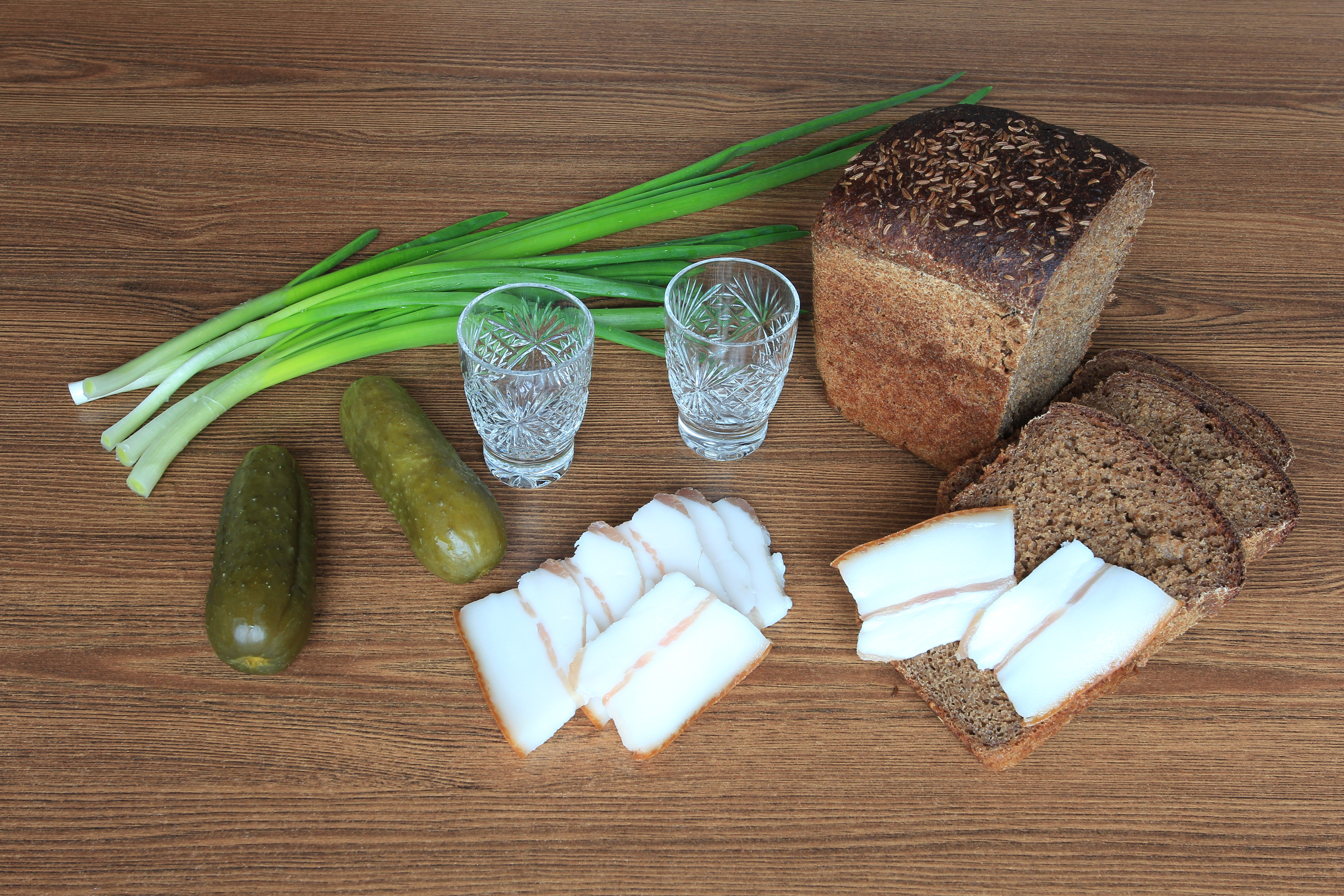Bread_Cucumbers_Vodka_Salo_Food_Shot_gla