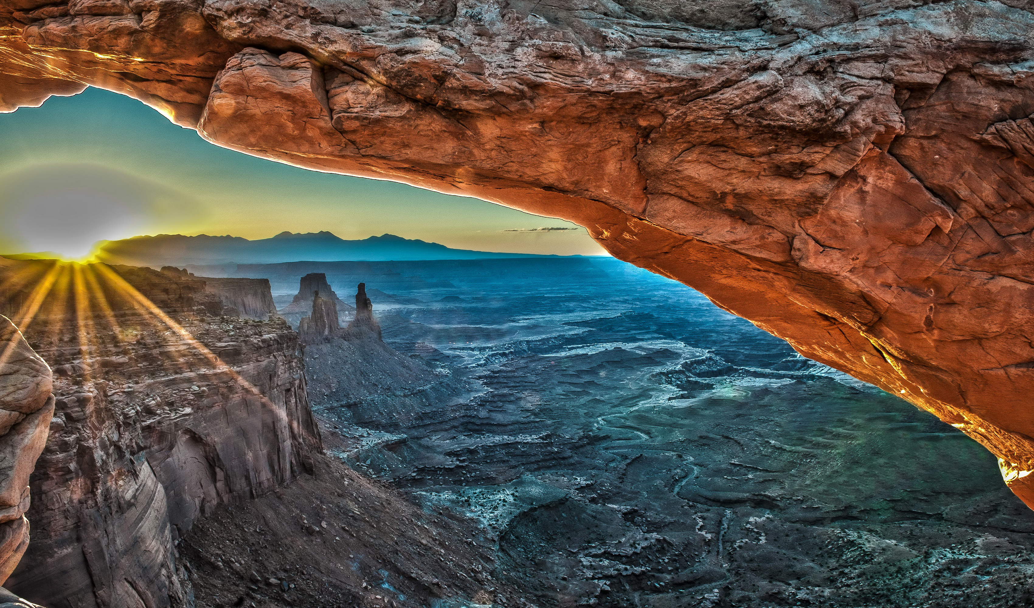 природа скалы Mesa Arch национальный парк США скачать