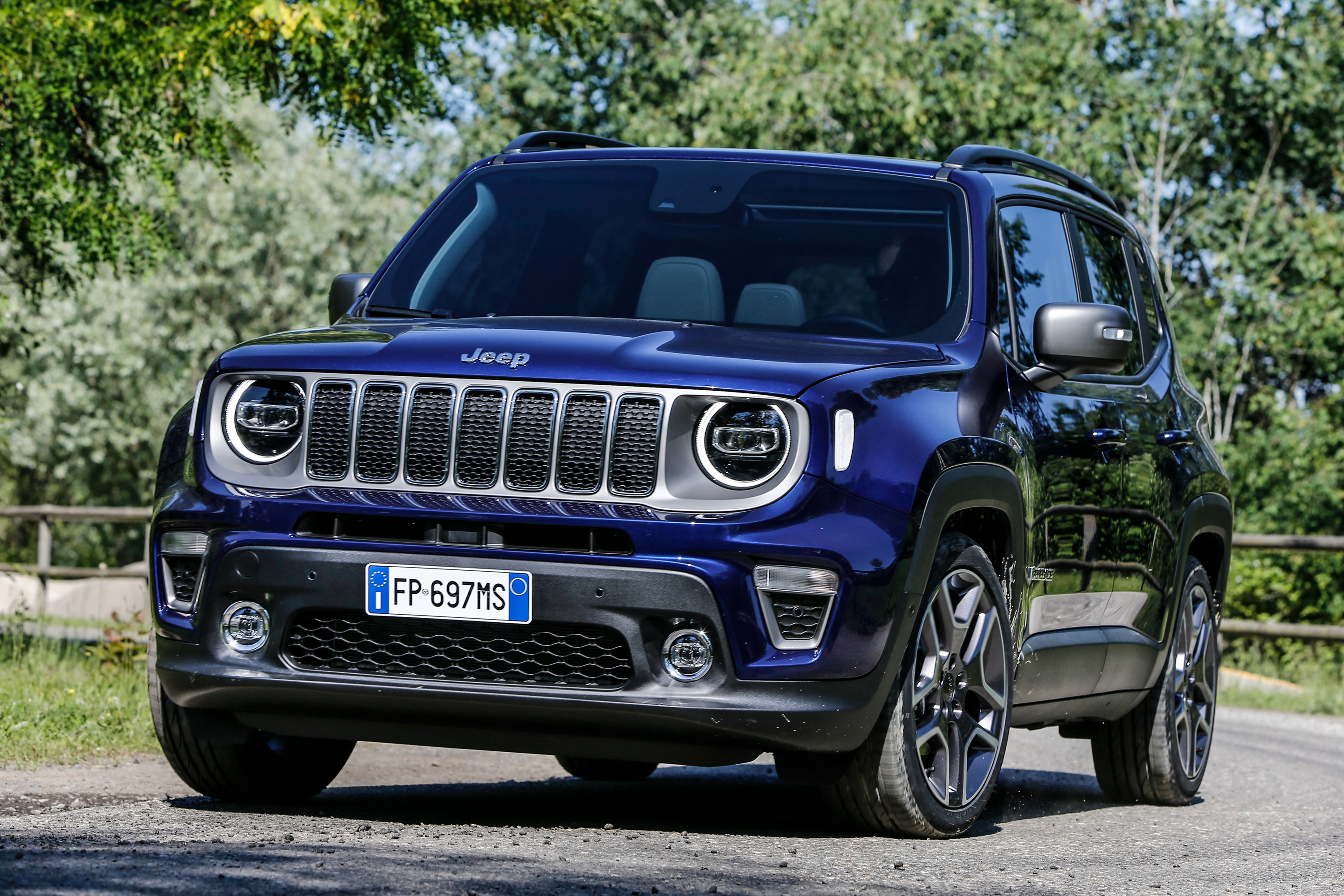 jeep renegade 2018