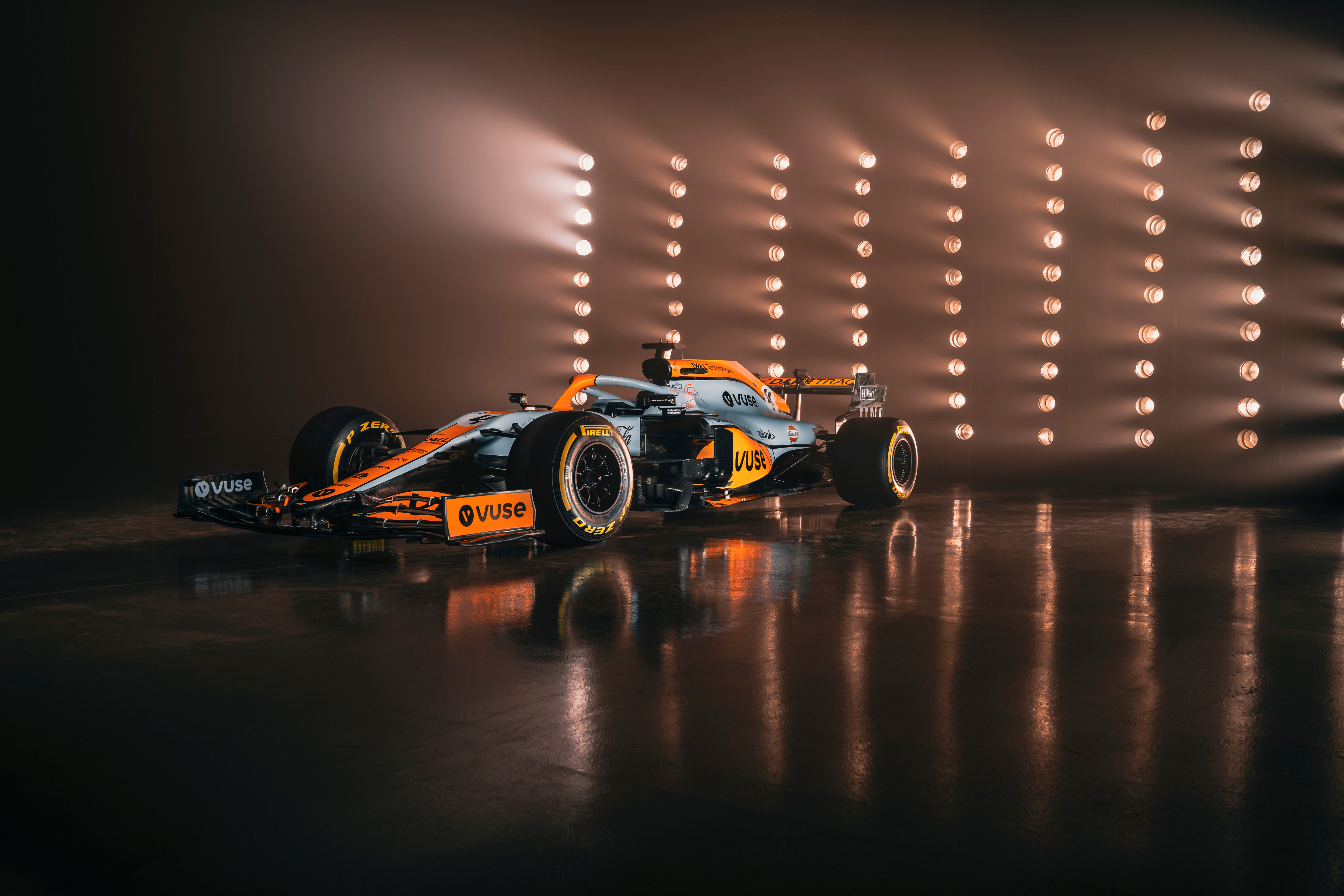 Фотографии Макларен MCL35M with a special Gulf livery, 2021 Формула 1 машины McLaren авто машина Автомобили автомобиль