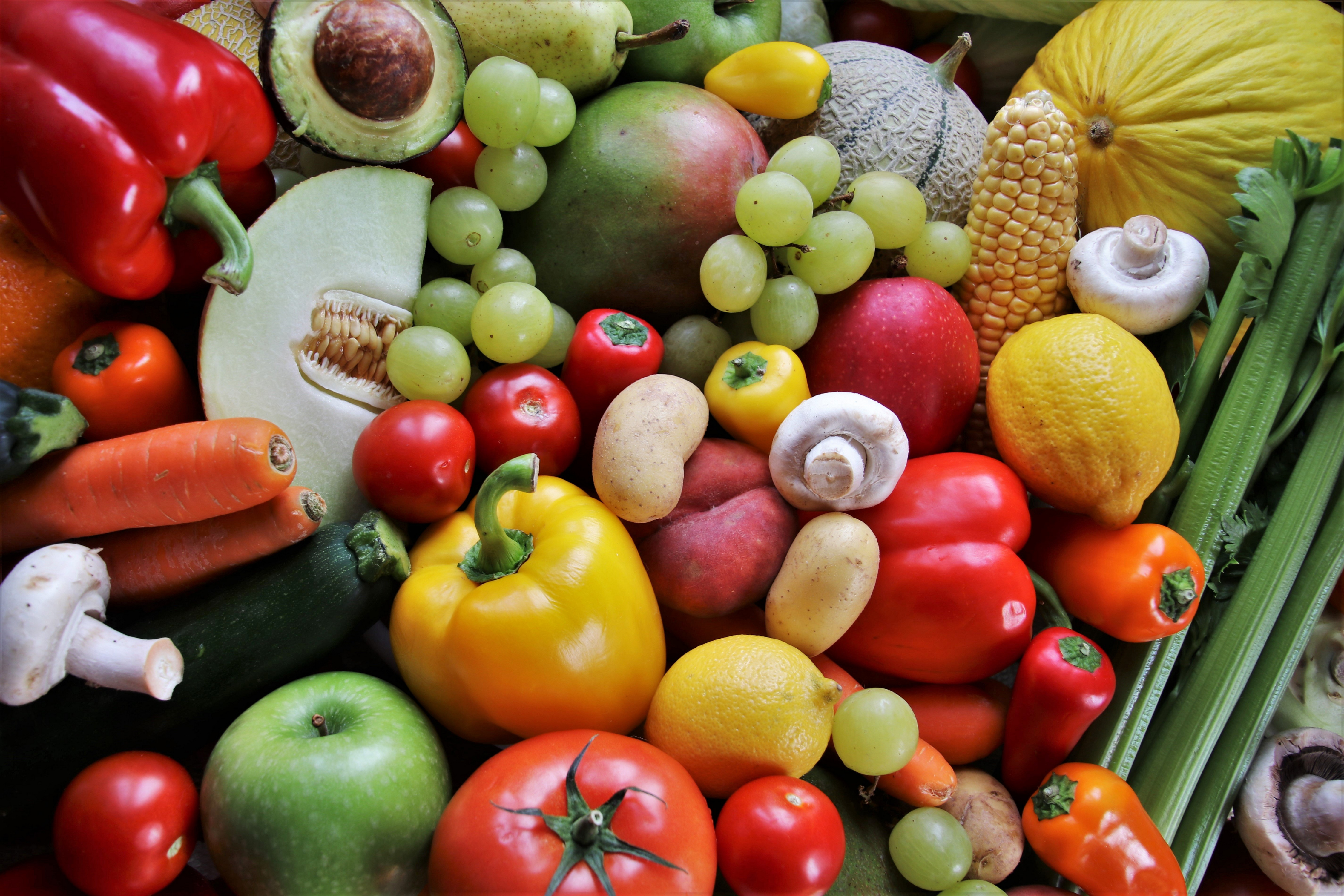 Овощи фрукты форум. Овощи и фрукты. Свежие овощи и фрукты. Arerns b jdjob. Красивые овощи.