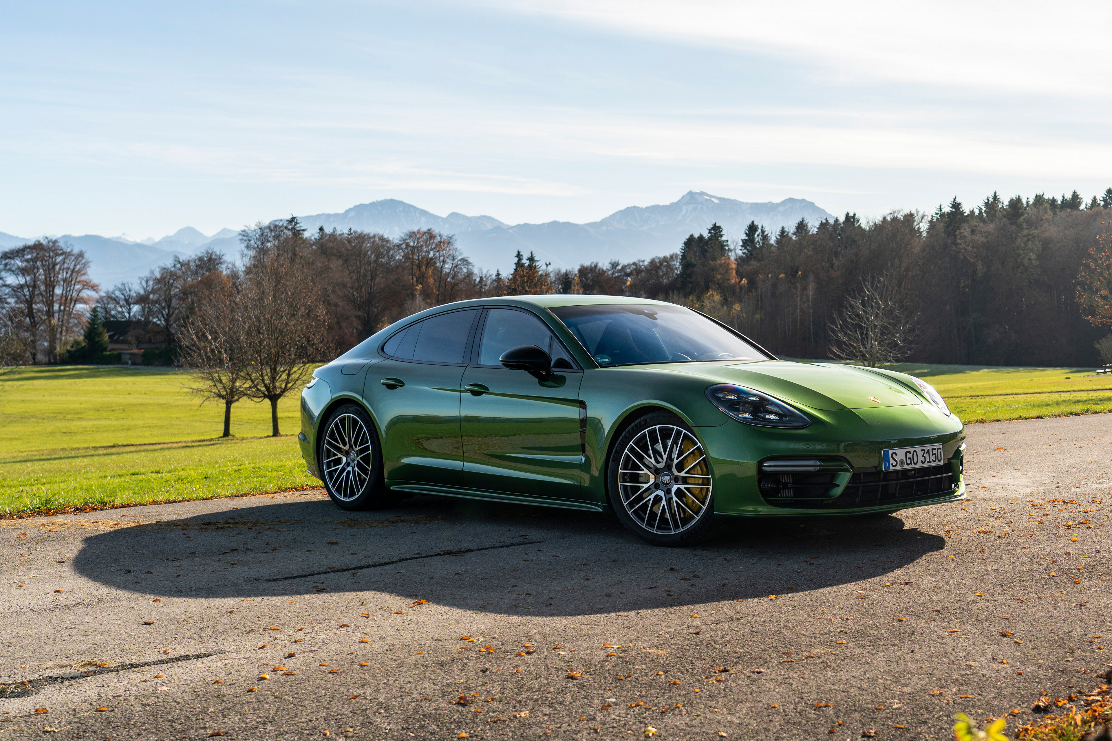 Фотография Porsche Panamera 4S Worldwide, (971), 2020 зеленые Металлик Автомобили Порше зеленая Зеленый зеленых авто машины машина автомобиль