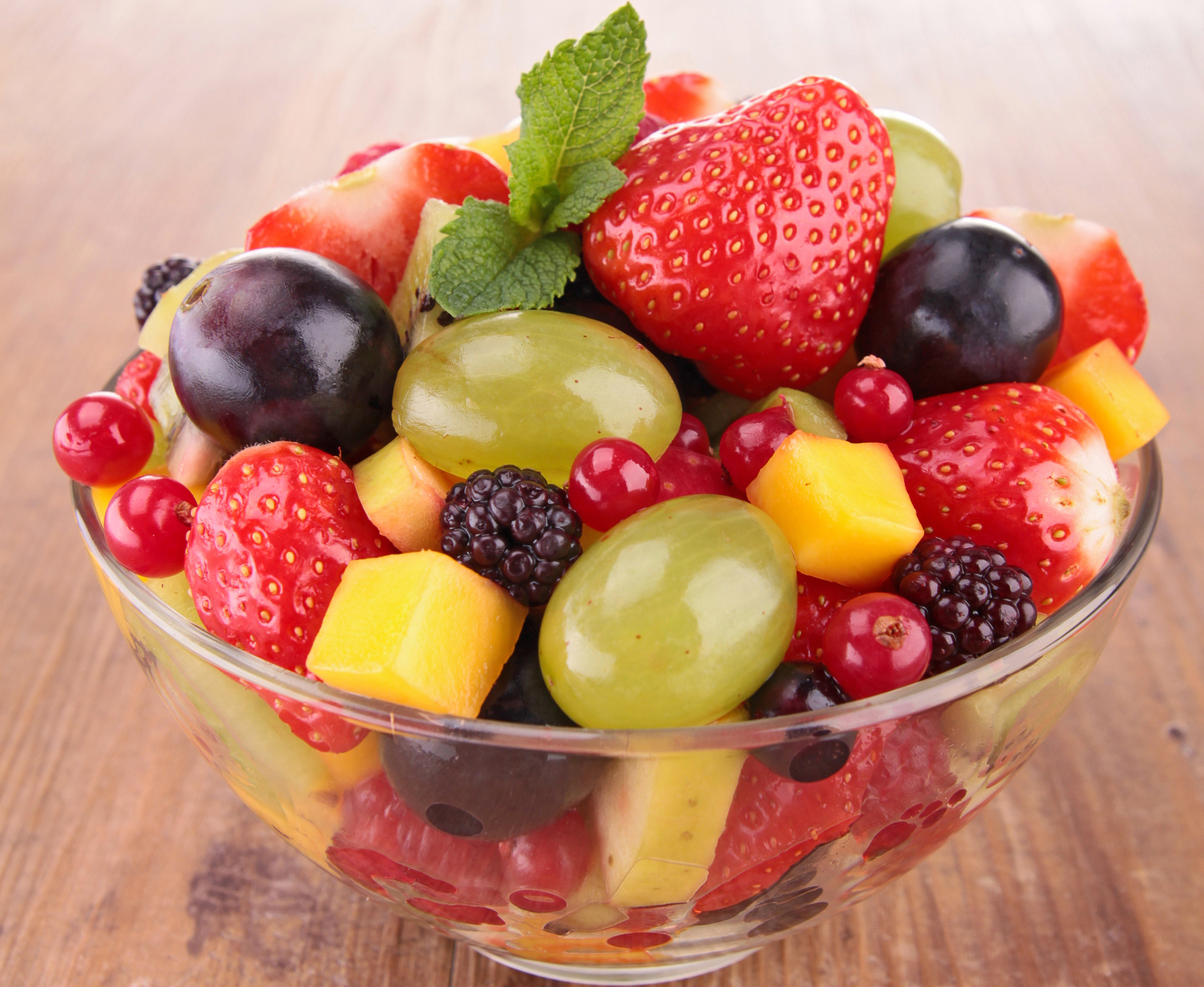 еда фрукты клубника киви салат food fruit strawberry kiwi salad загрузить