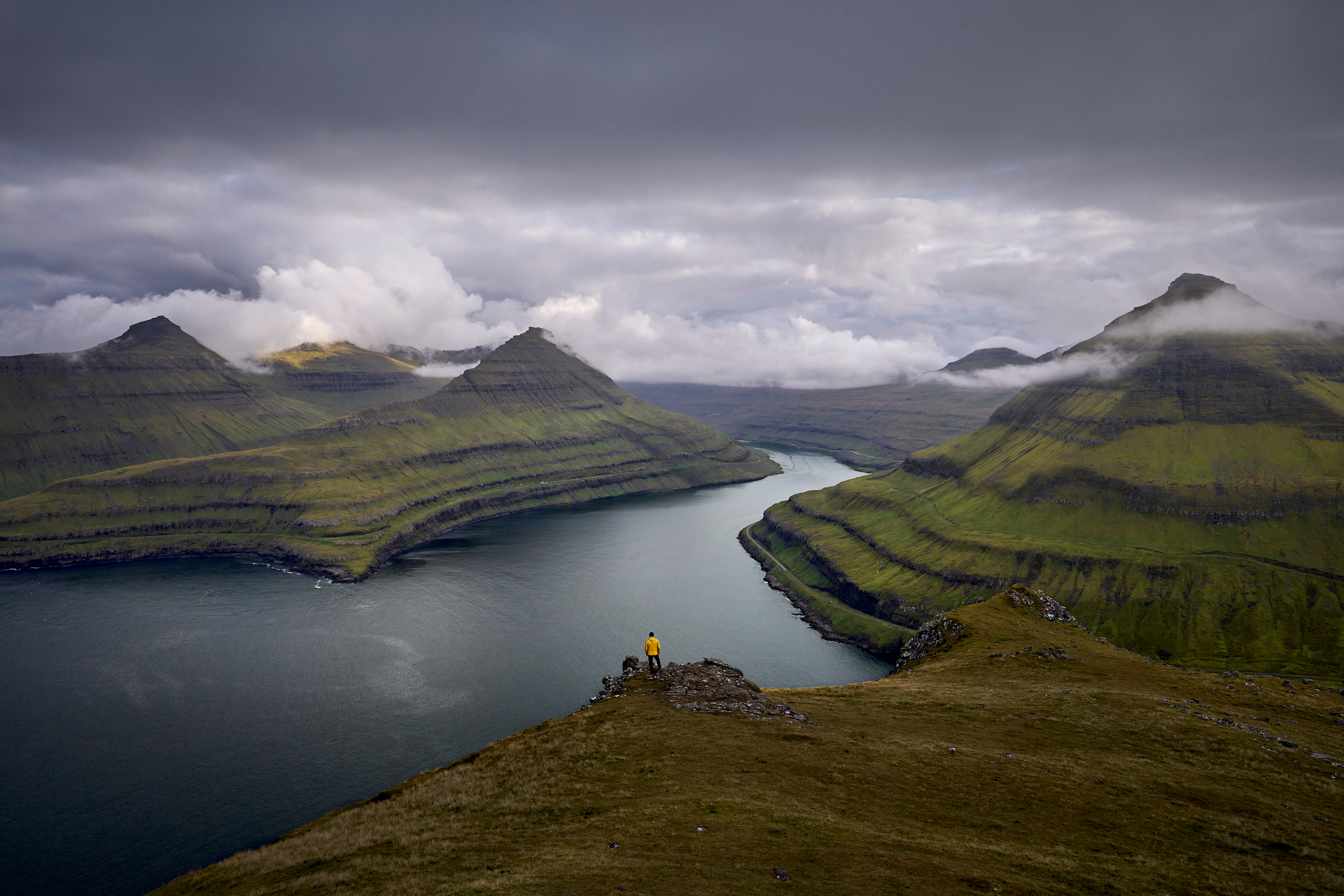 Фотографии Дания Faroe Islands Горы Природа Облака 5120x3413 гора облако облачно