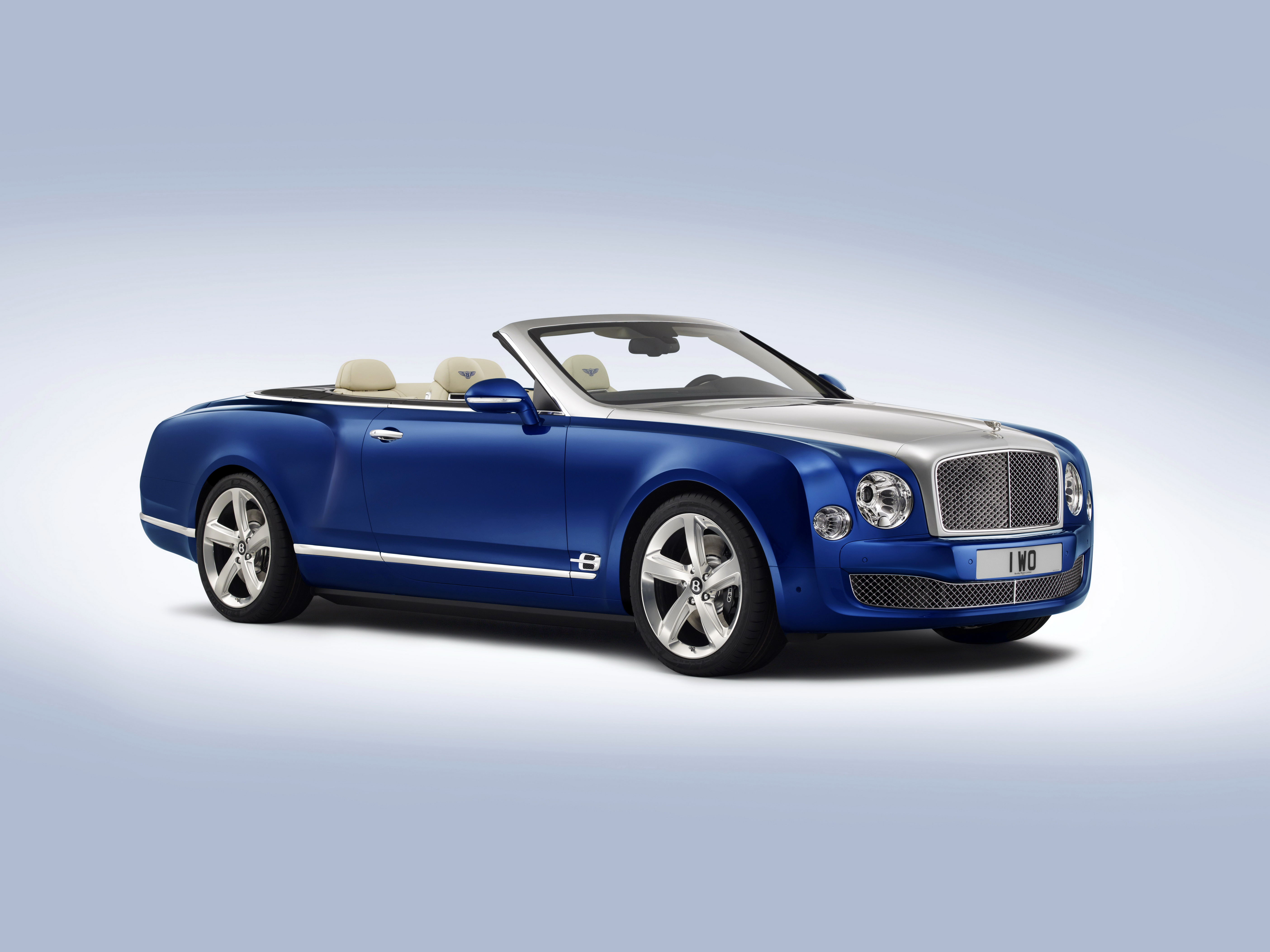 Картинки Bentley 2014 Grand Convertible дорогая Кабриолет Синий Автомобили 5616x4212 Бентли дорогие дорогой люксовые Роскошные роскошный роскошная кабриолета синяя синие синих авто машины машина автомобиль