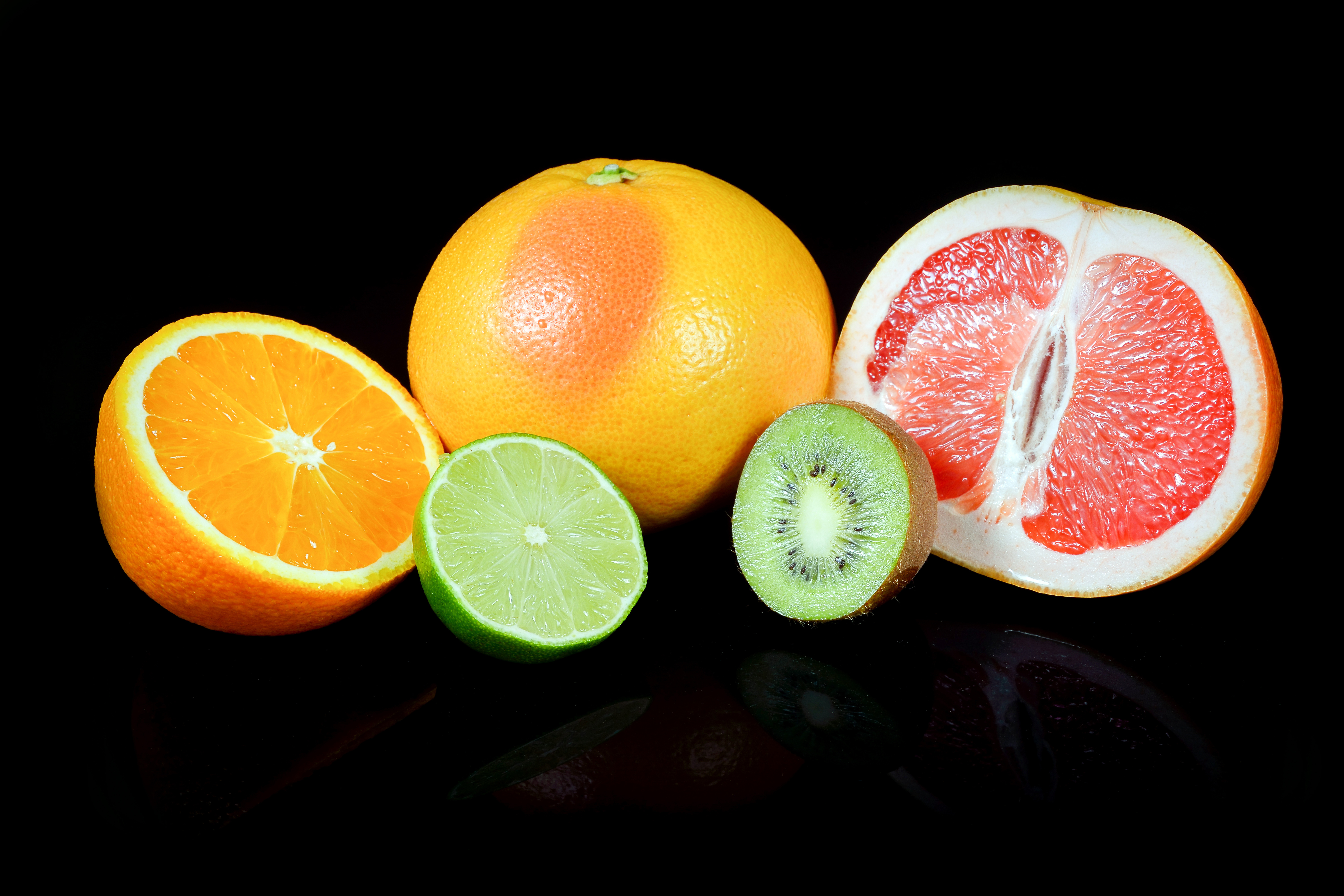 Фруктово цитрусовый. Цитрус апельсин грейпфрут. Апельсин лайм грейпфрут. Апельсин, лимон, мандарин, грейпфрут, Цитрон. Грейпфрут, мандарин, лайм.