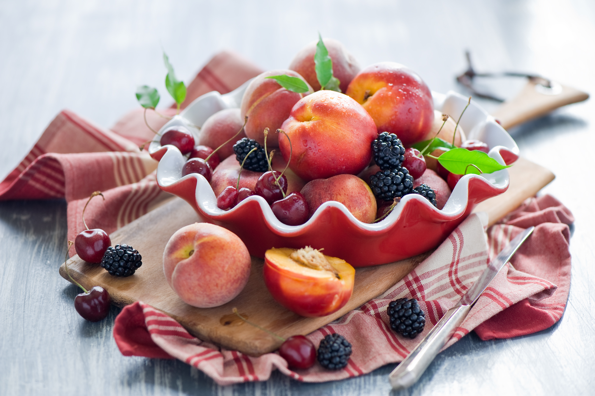 еда вишня яблоки персики фрукты бесплатно